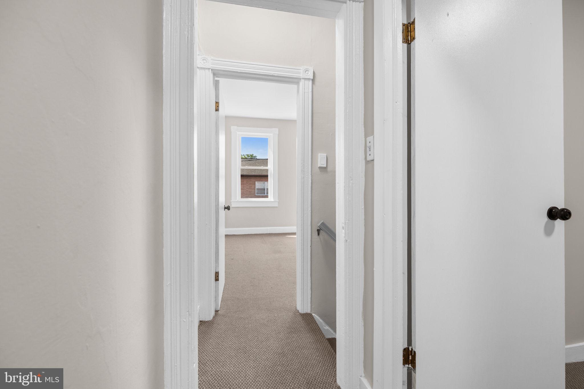 MILL HILL - Residential
