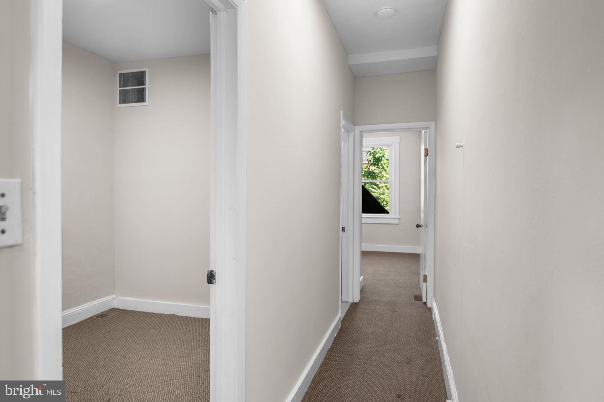 MILL HILL - Residential