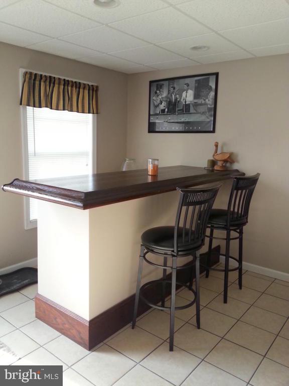 MANOR OAKS - Residential