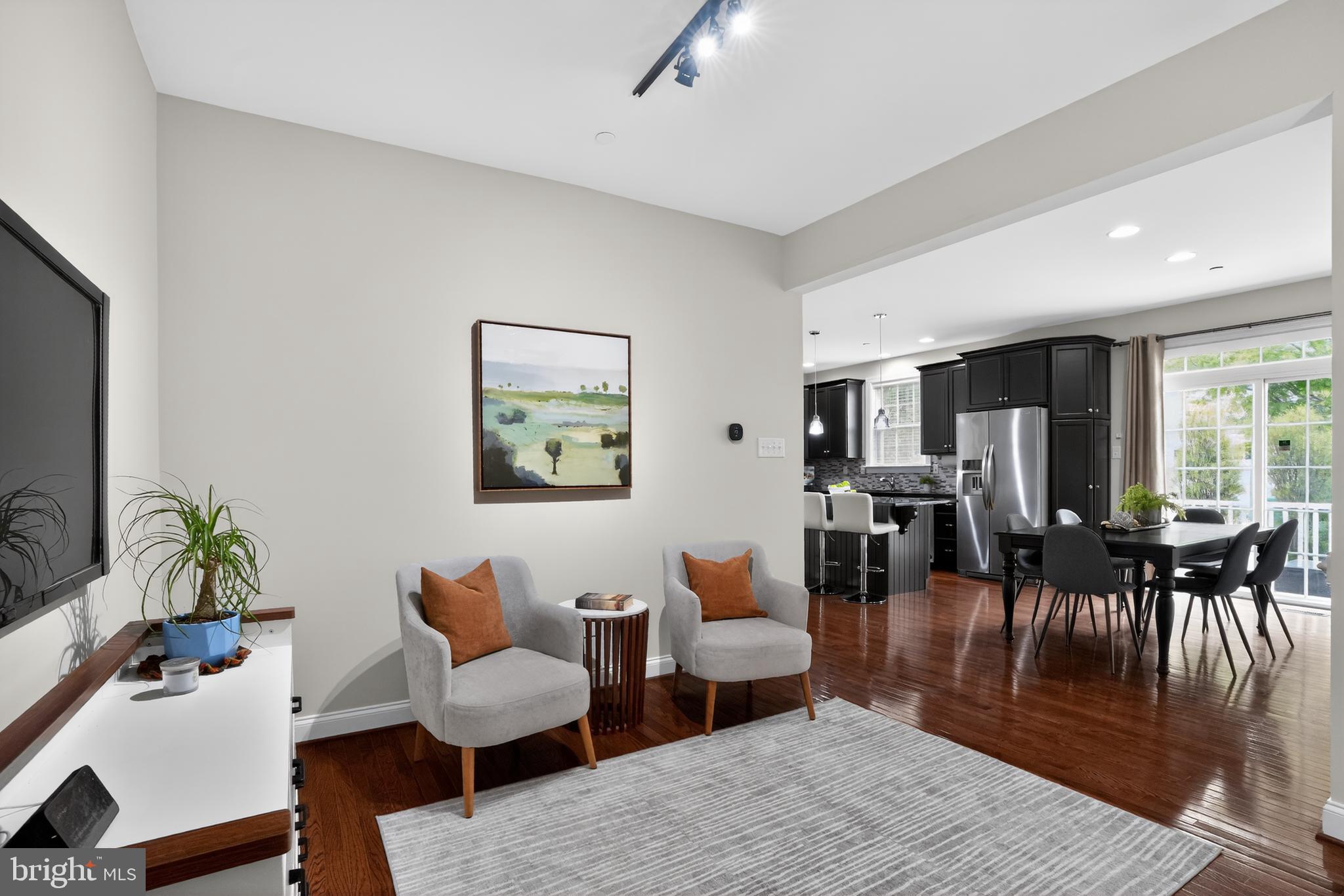 PICKERING CROSSING - Residential