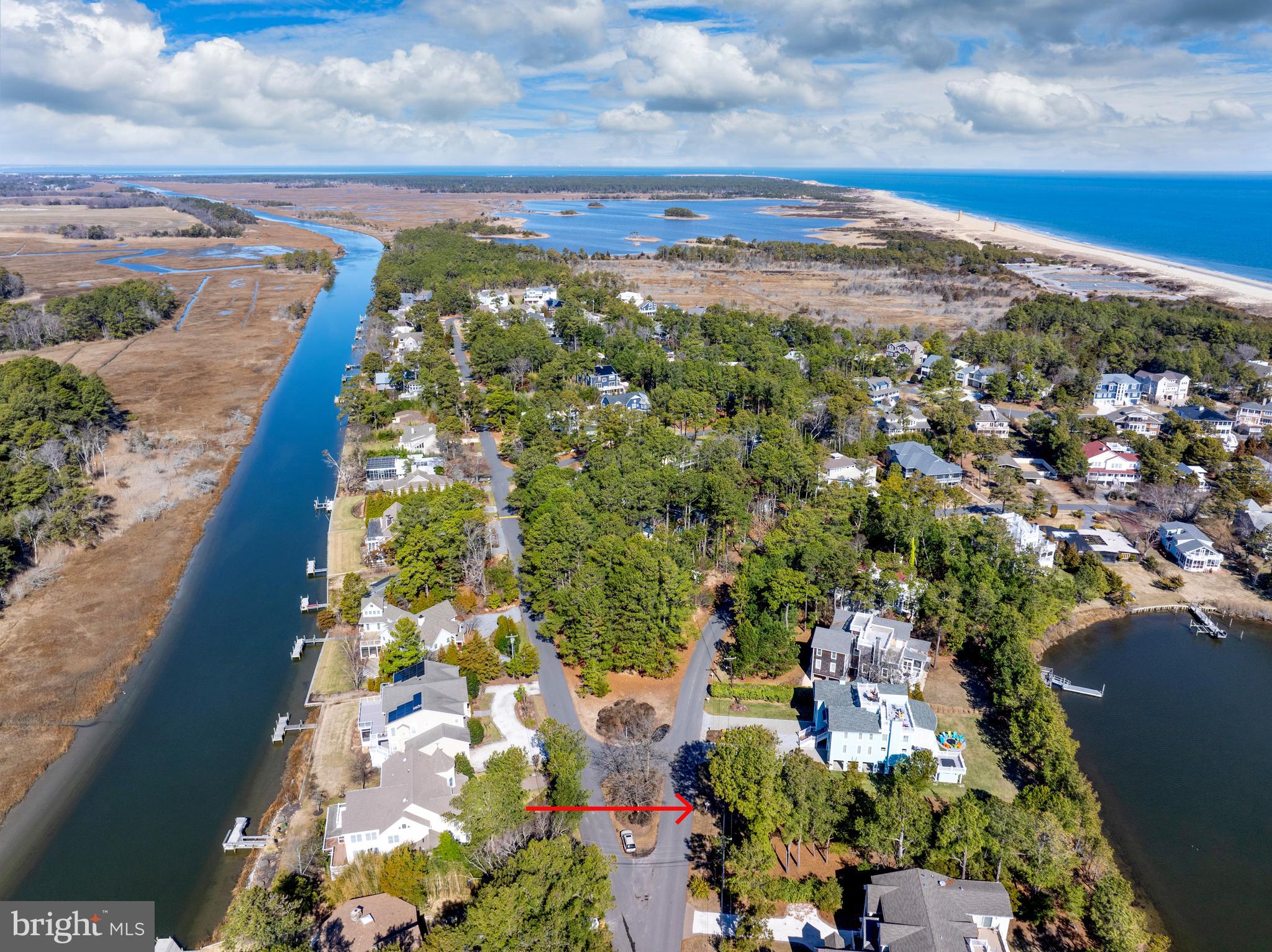 NORTH SHORES - Land