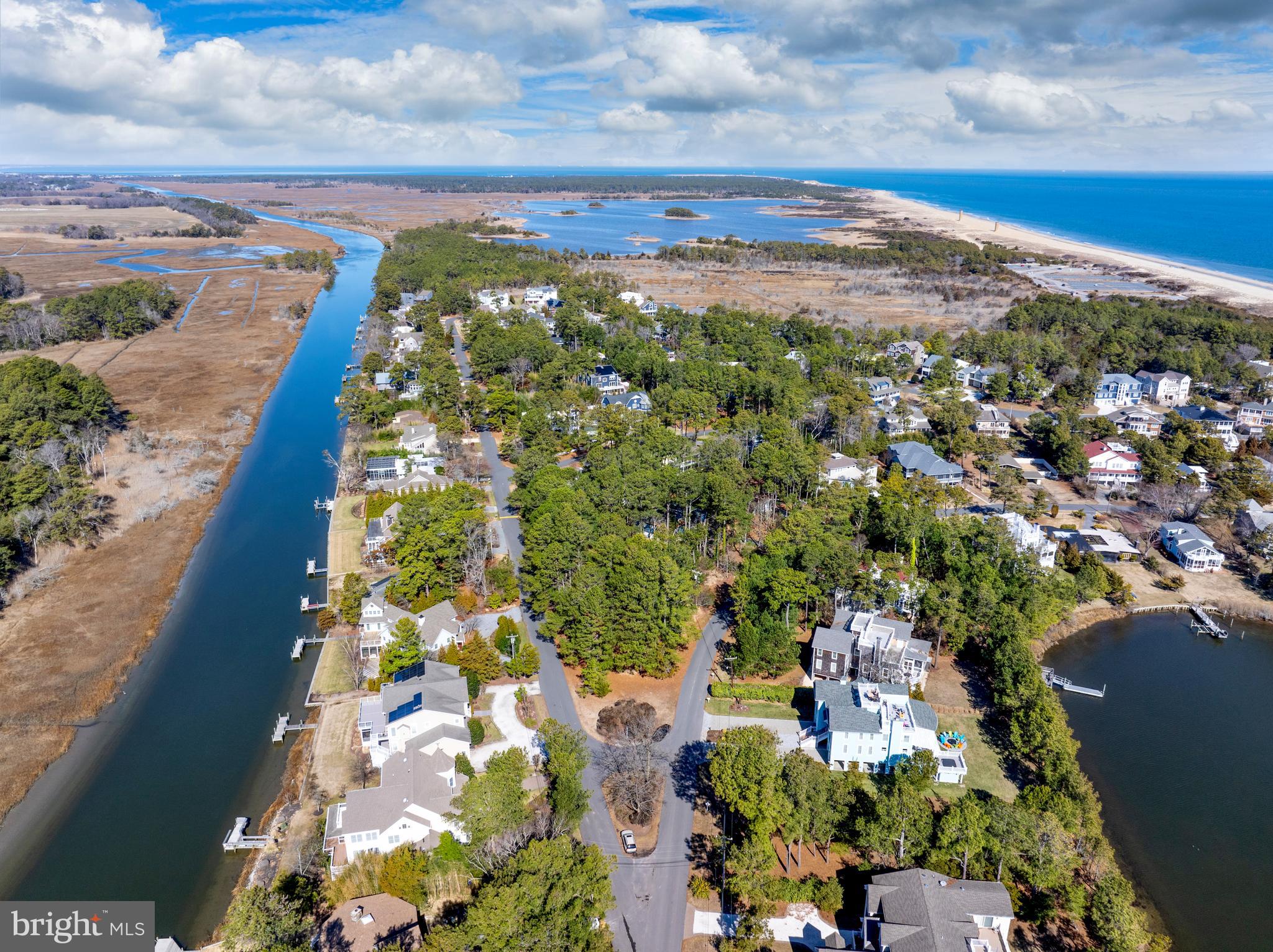 NORTH SHORES - Land