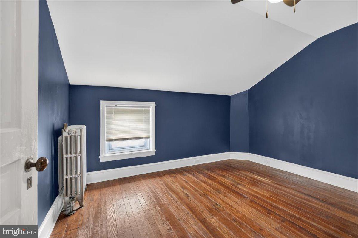 ROXBOROUGH - Residential