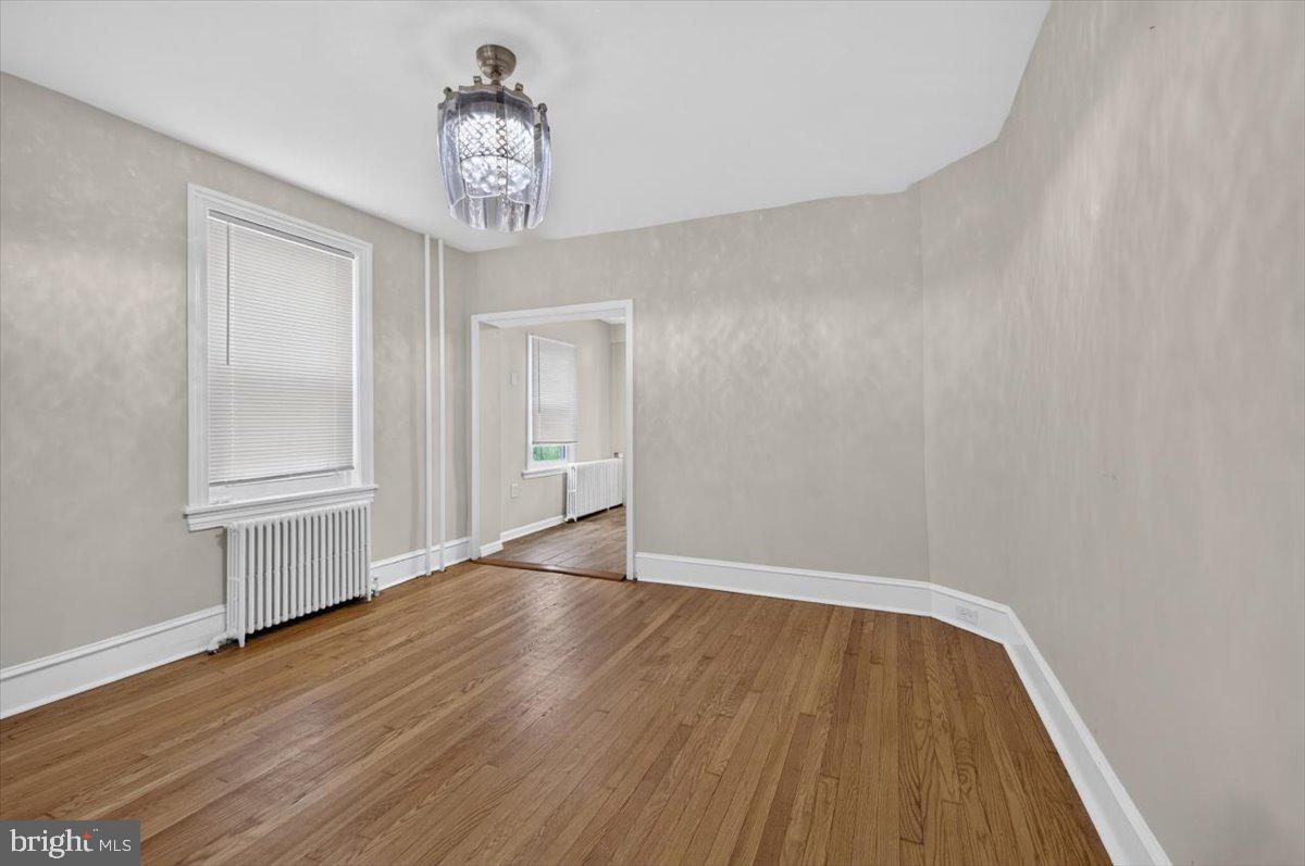 ROXBOROUGH - Residential
