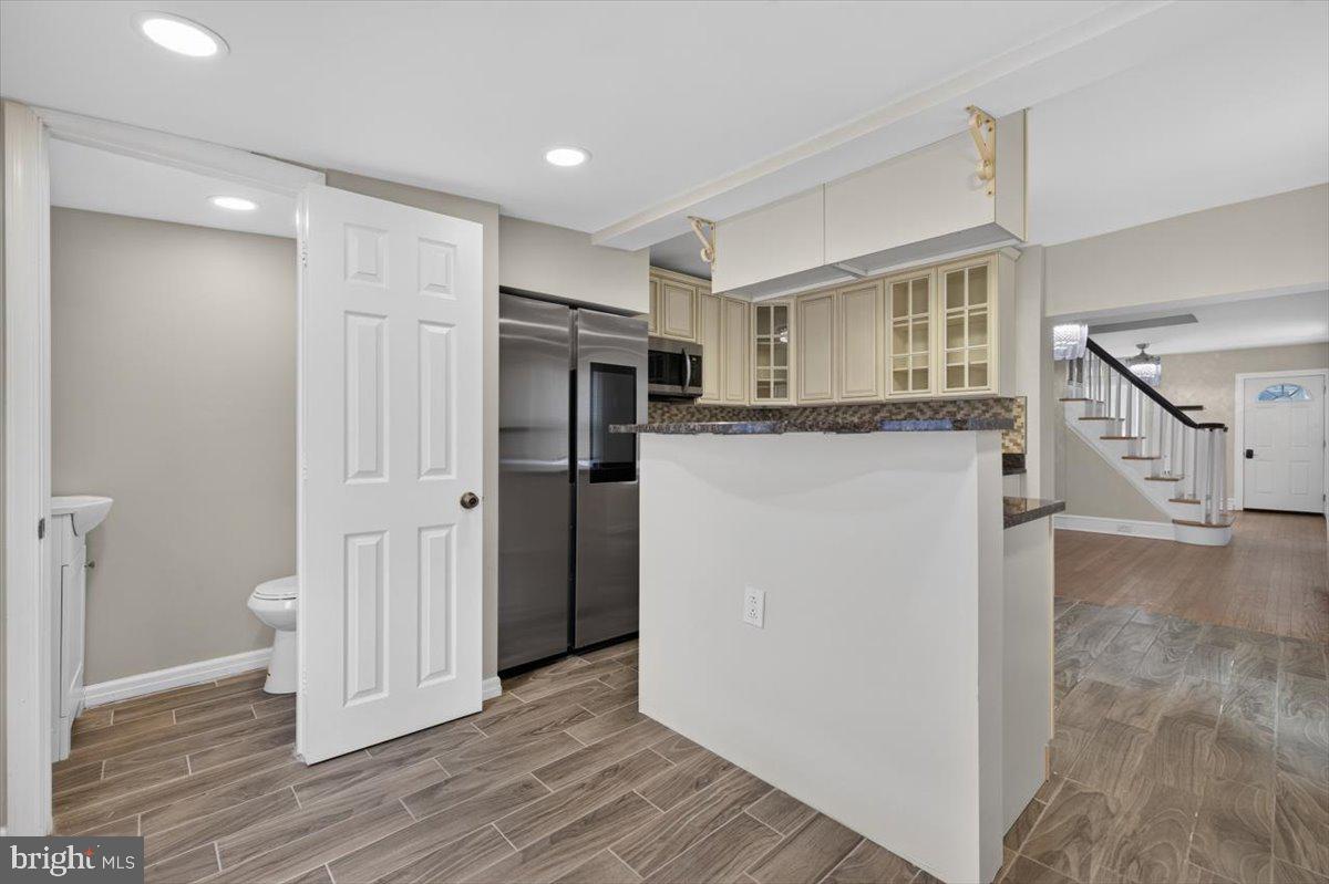 ROXBOROUGH - Residential