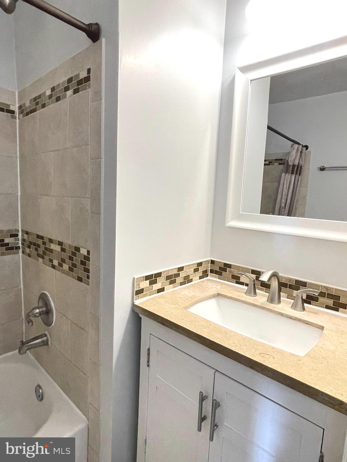 GERMANTOWN VIEW - Residential Lease