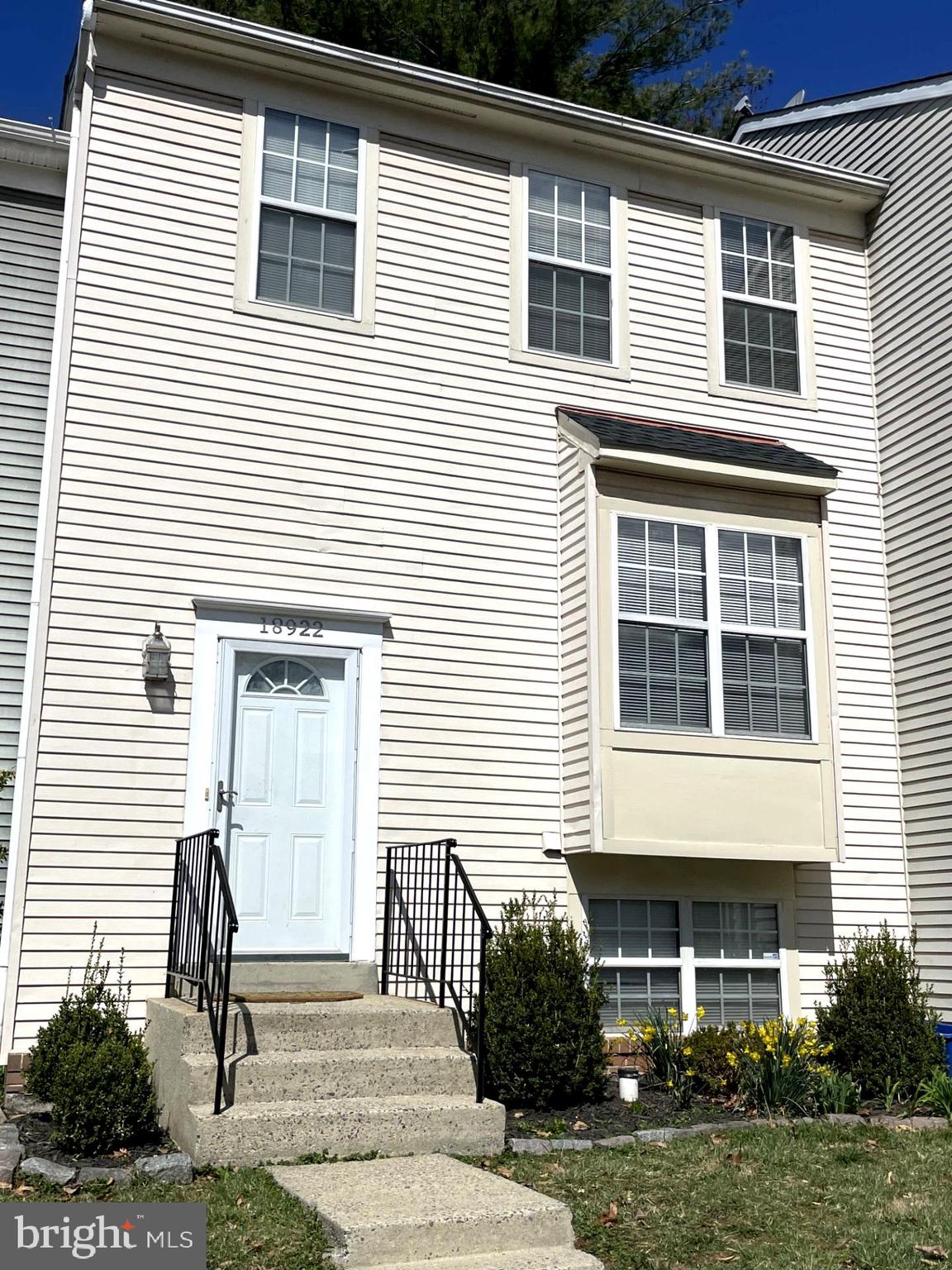 This large modern home is ready for you!  Lovingly cared for, and recently updated, this home has fresh paint, granite counters, ceramic back splash, new carpeting, stainless steel appliances and more.   The kitchen has gorgeous cabinets! Large 2 level deck off kitchen. Hardwood floors on main level, tile baths. The lower level features a fireplace, large rec room, walk out basement, full bath (jetted tub is not functional), fenced yard and a lower rear deck This home is conveniently located close to shopping, restaurants, schools, commuter routes and so much more.  1 small pet allowed (under 30 lbs).  Owner requires good credit (650+), annual income of $89,000, no smoking and on line application with RentSpree.  Proof of income is REQUIRED (last 3 paystubs for all applicants).