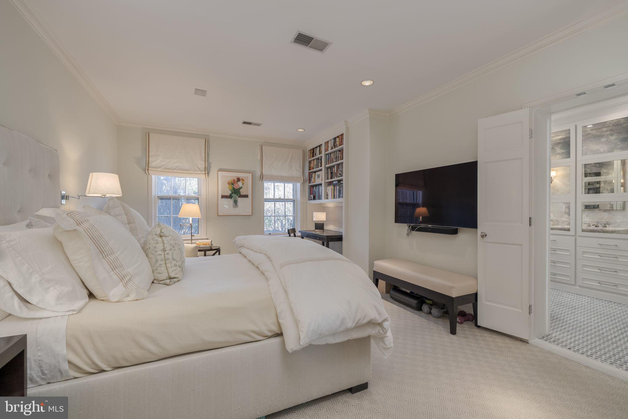 GEORGETOWN - Residential