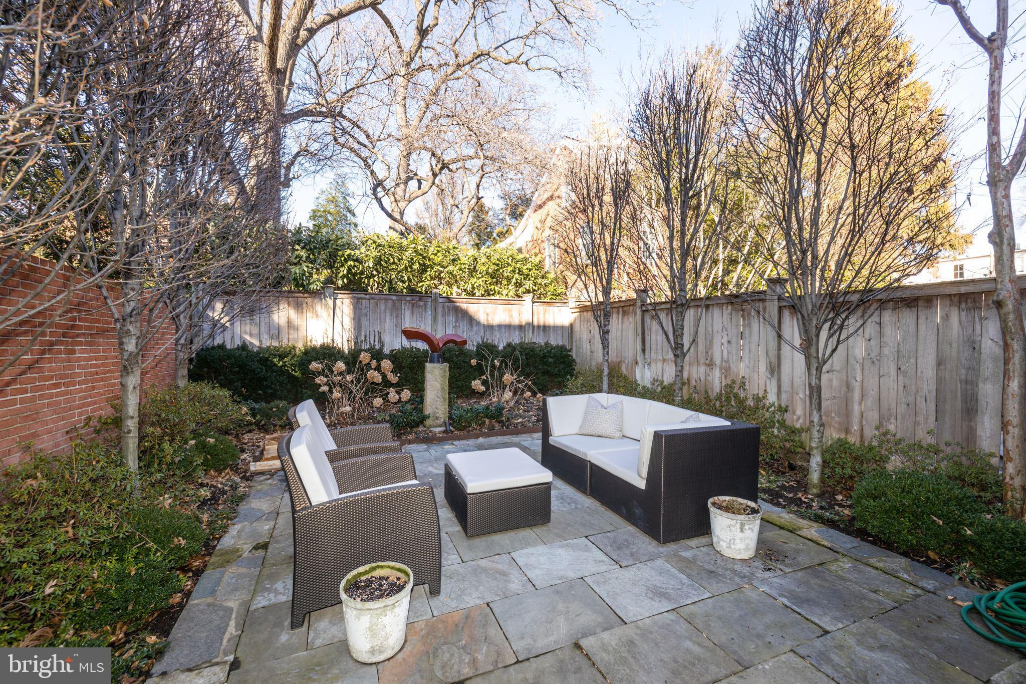 GEORGETOWN - Residential