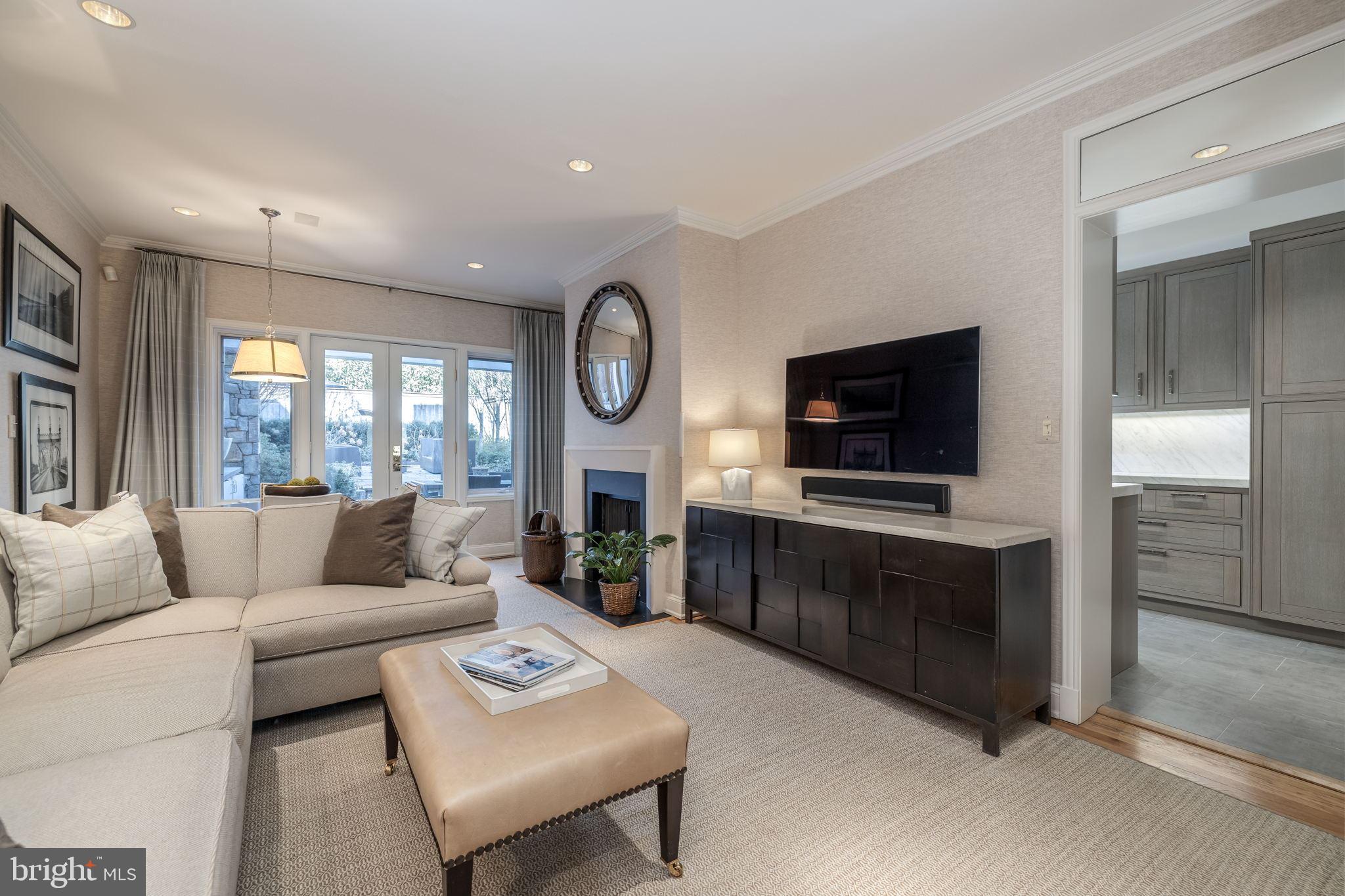 GEORGETOWN - Residential