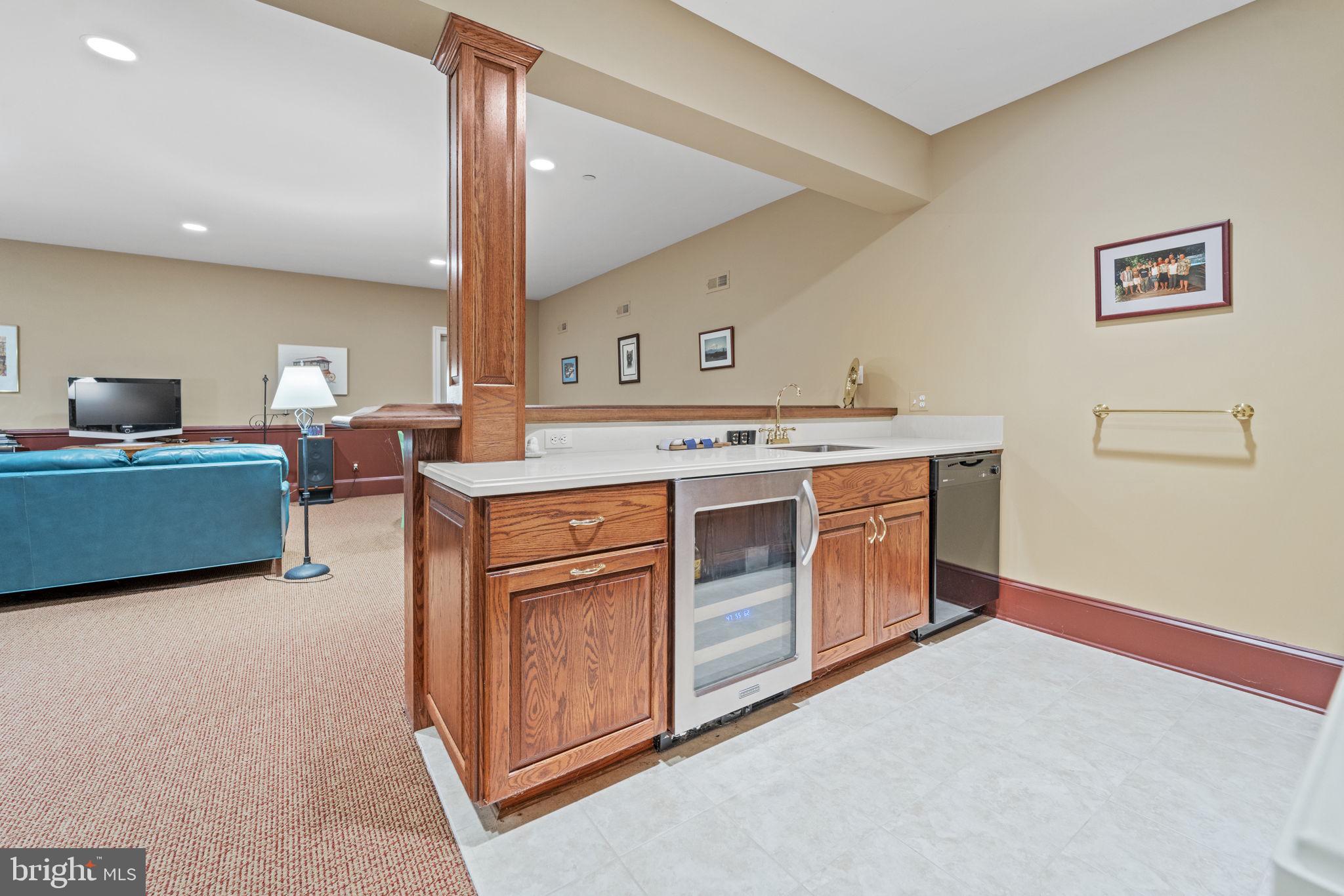 DARNESTOWN OUTSIDE - Residential