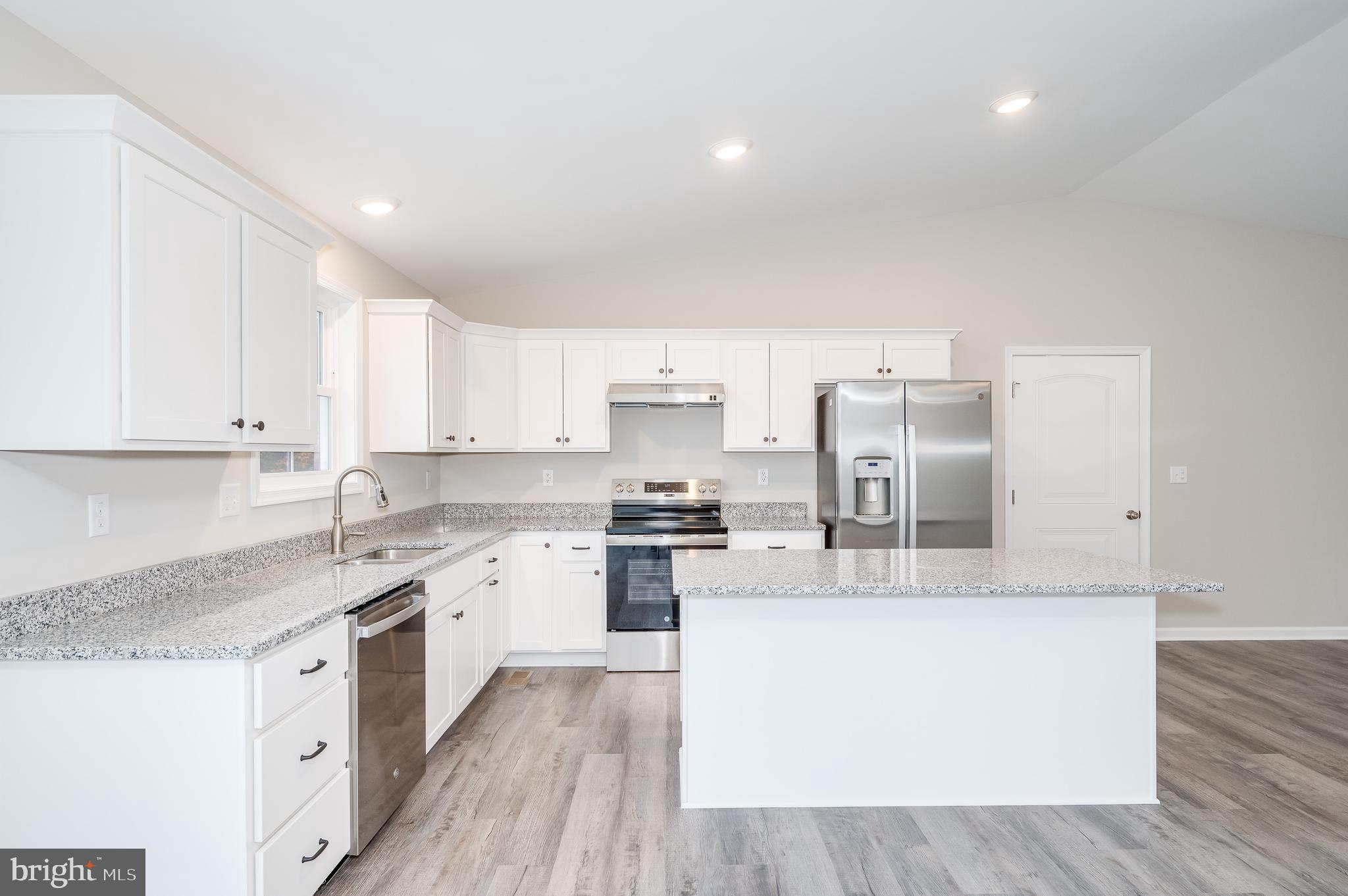 SHAWNEELAND - Residential