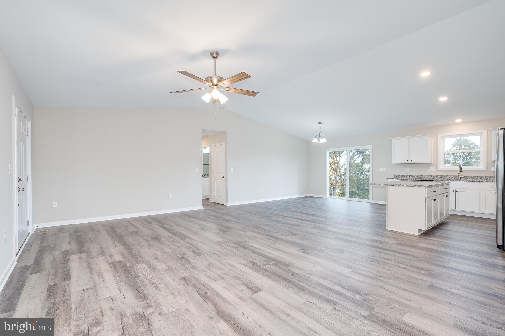 SHAWNEELAND - Residential