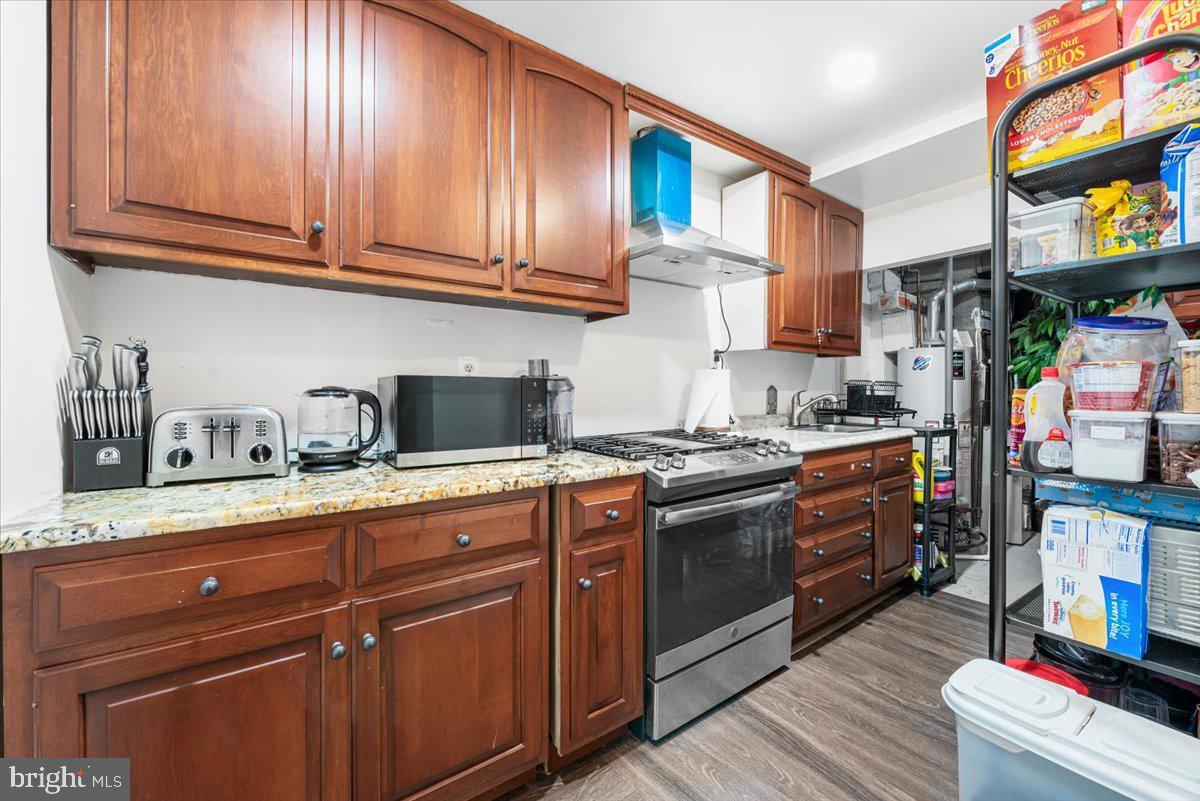 VILLAGE OF OAKLAND MILLS - Residential