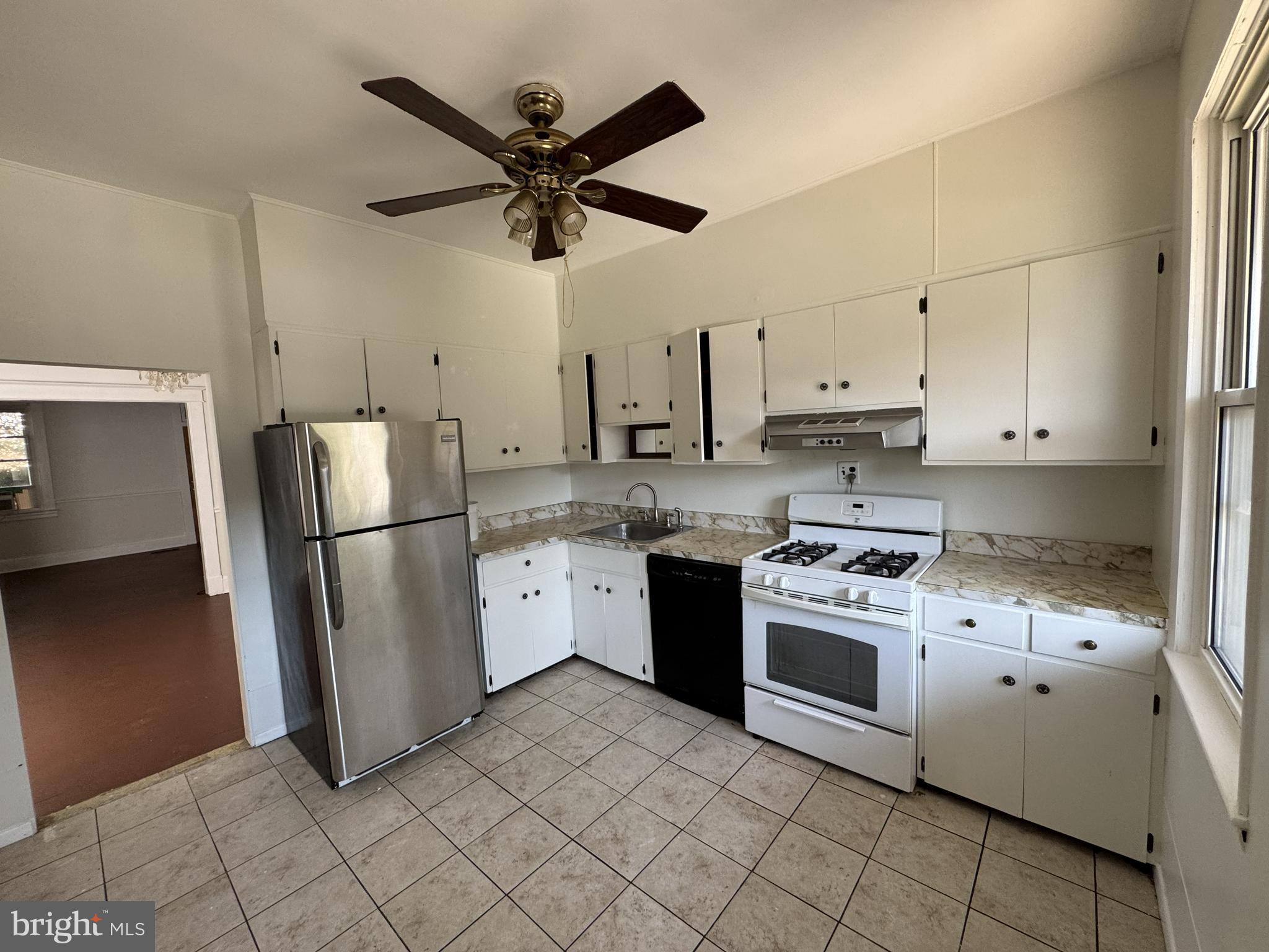 GREEKTOWN - Residential