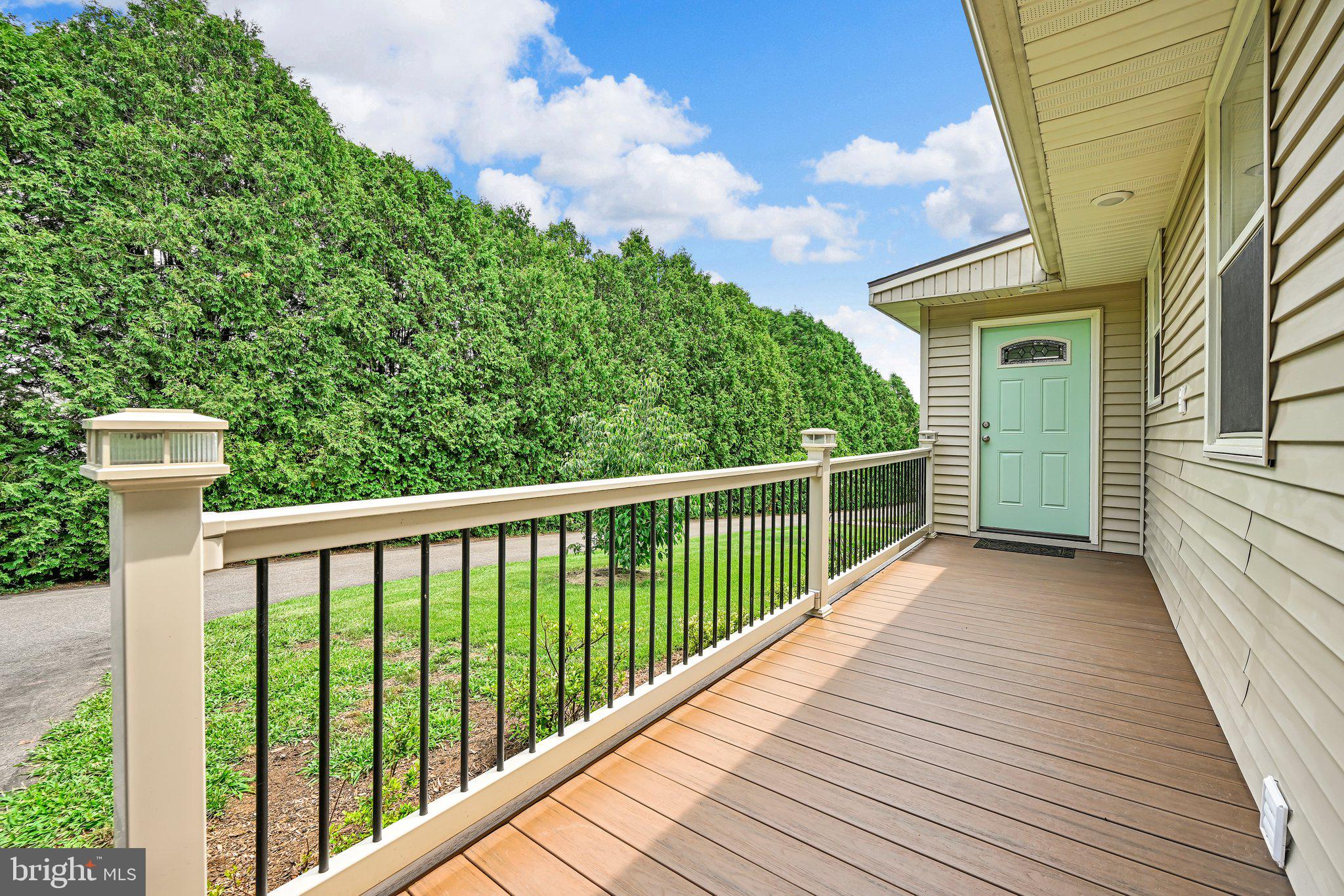 LAKE WYNONAH - Residential