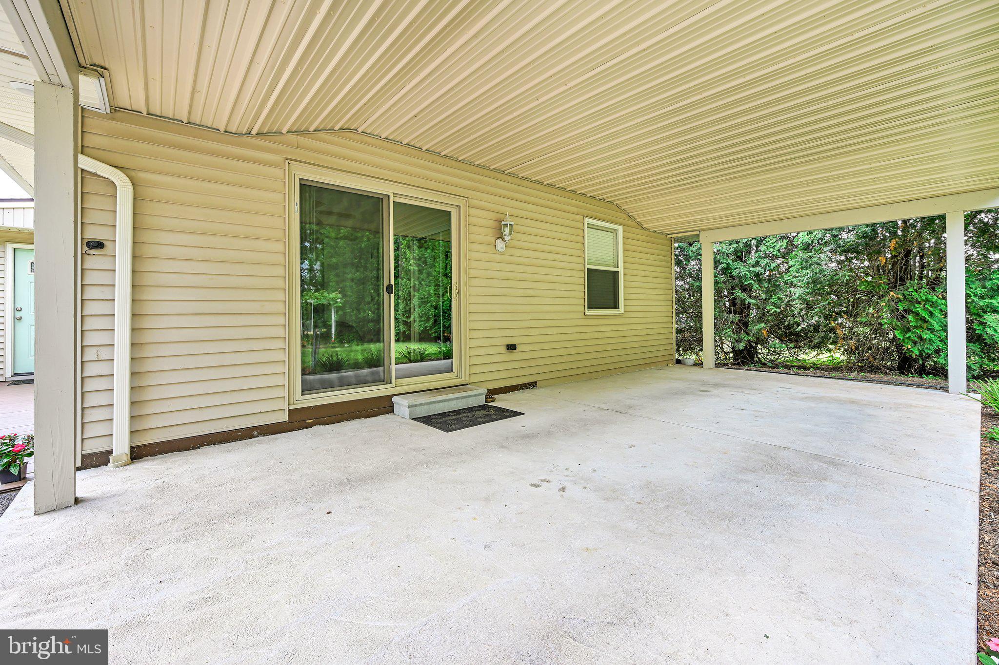 LAKE WYNONAH - Residential