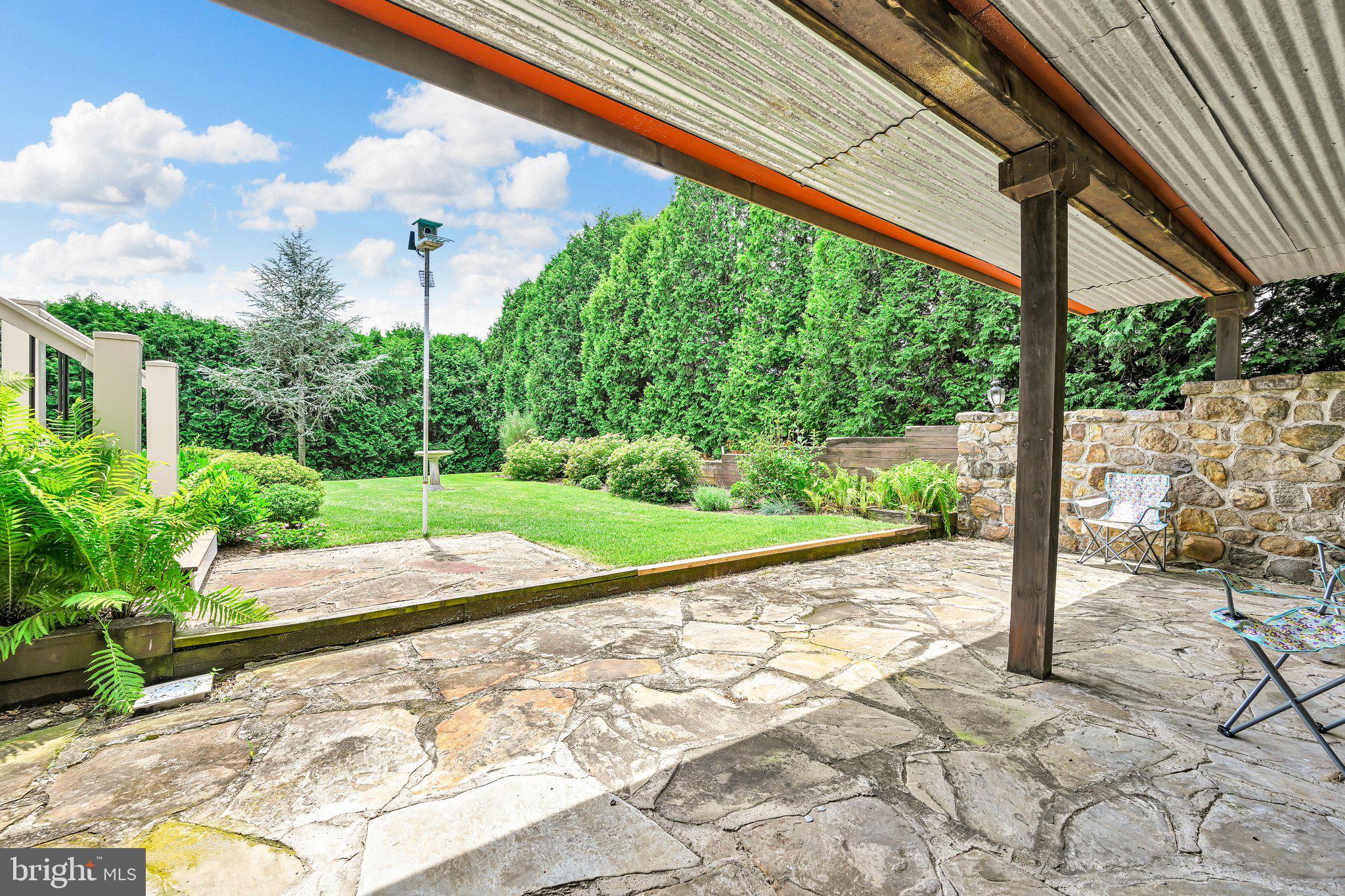 LAKE WYNONAH - Residential