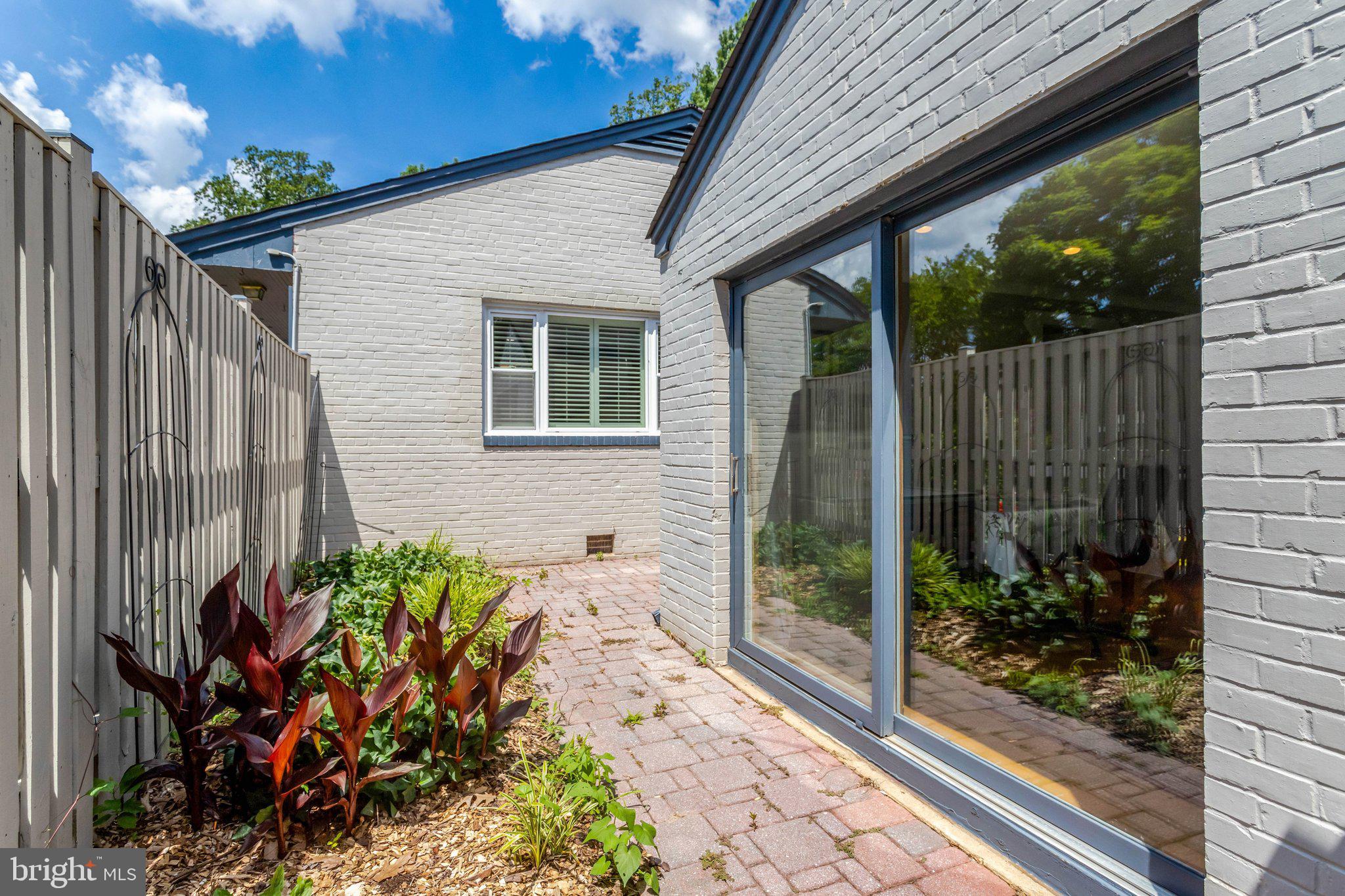 MASON HILL - Residential