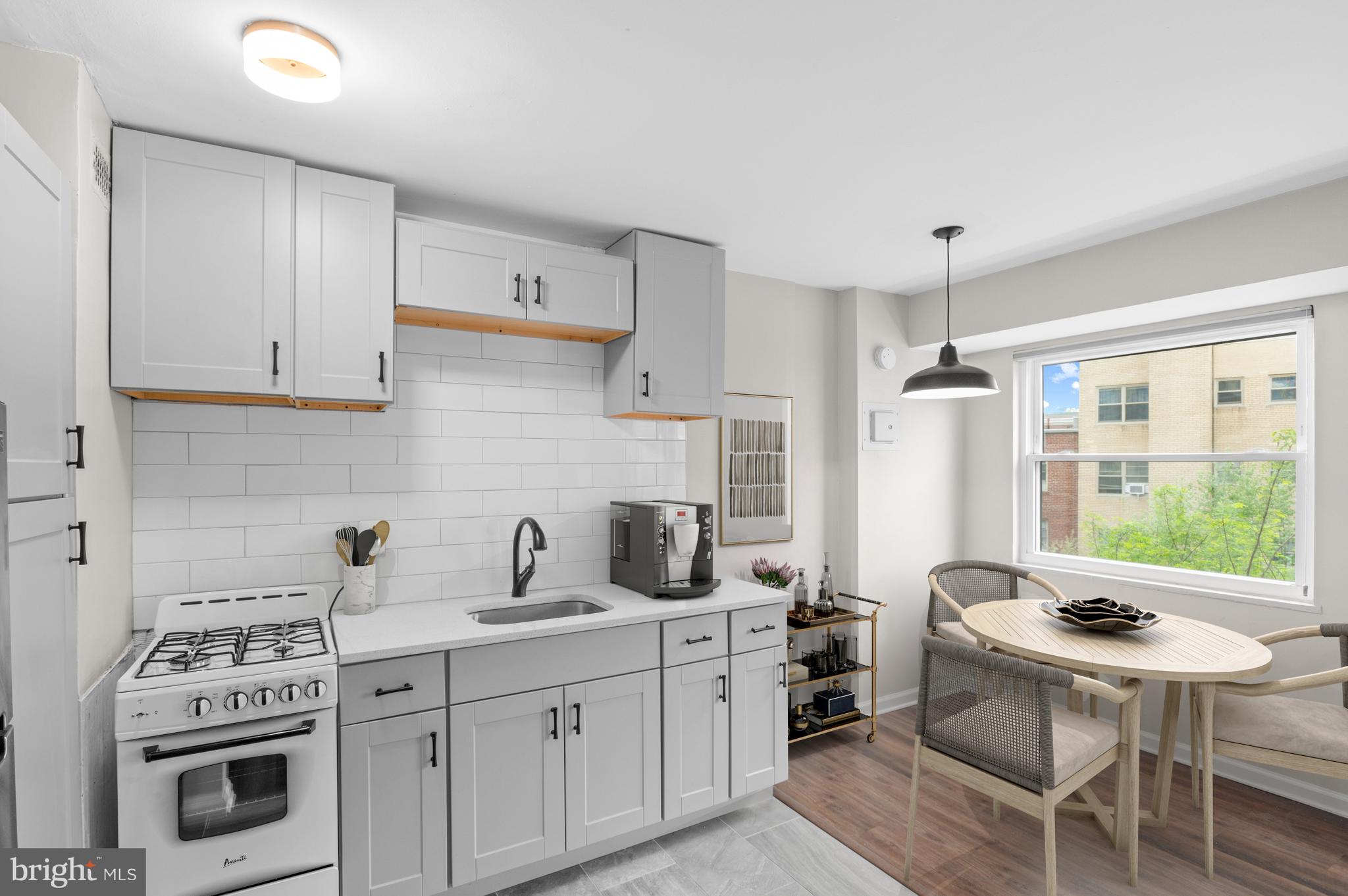ADAMS MORGAN - Residential
