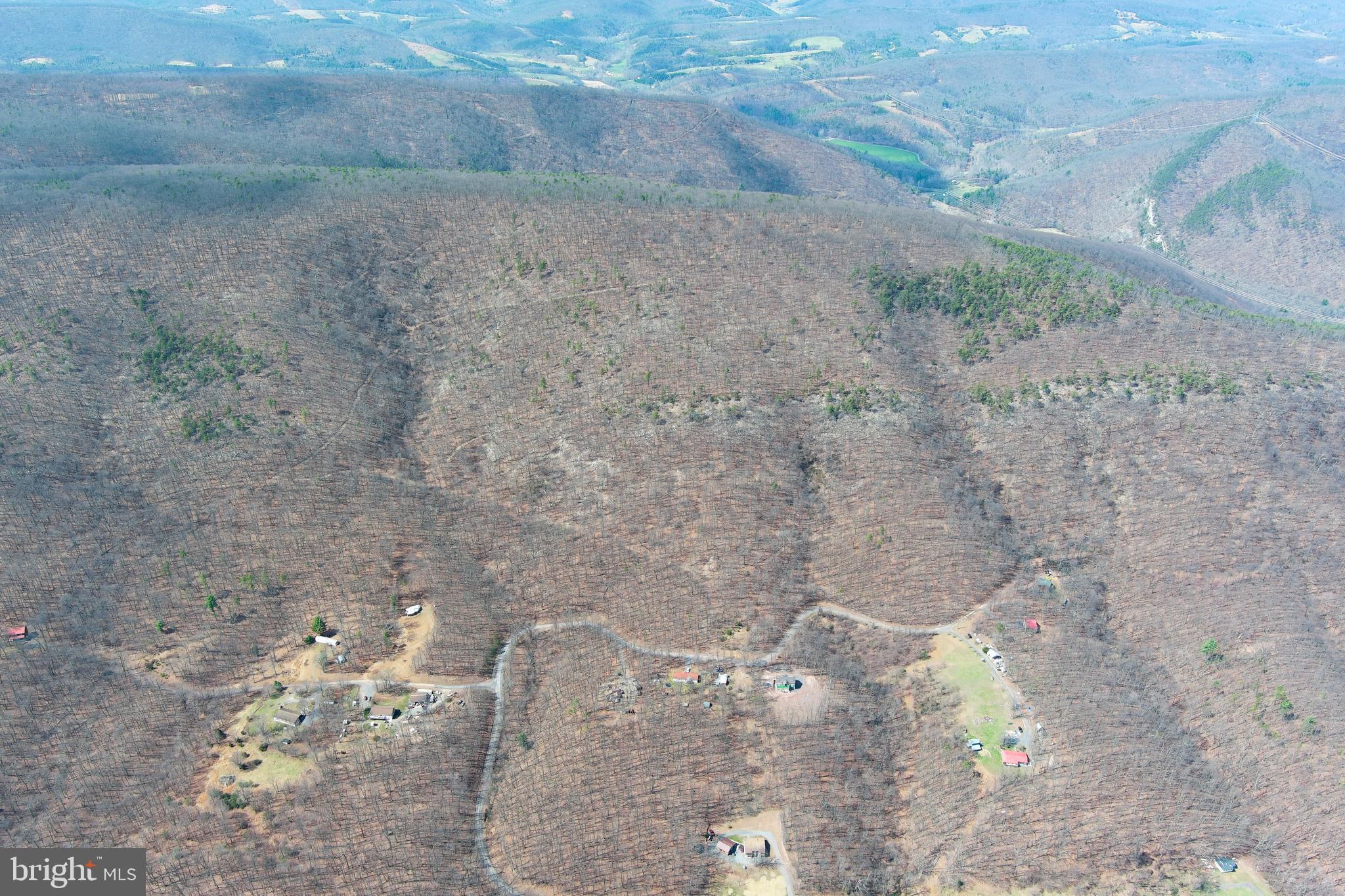 NONE UNRESTRICTED - Land