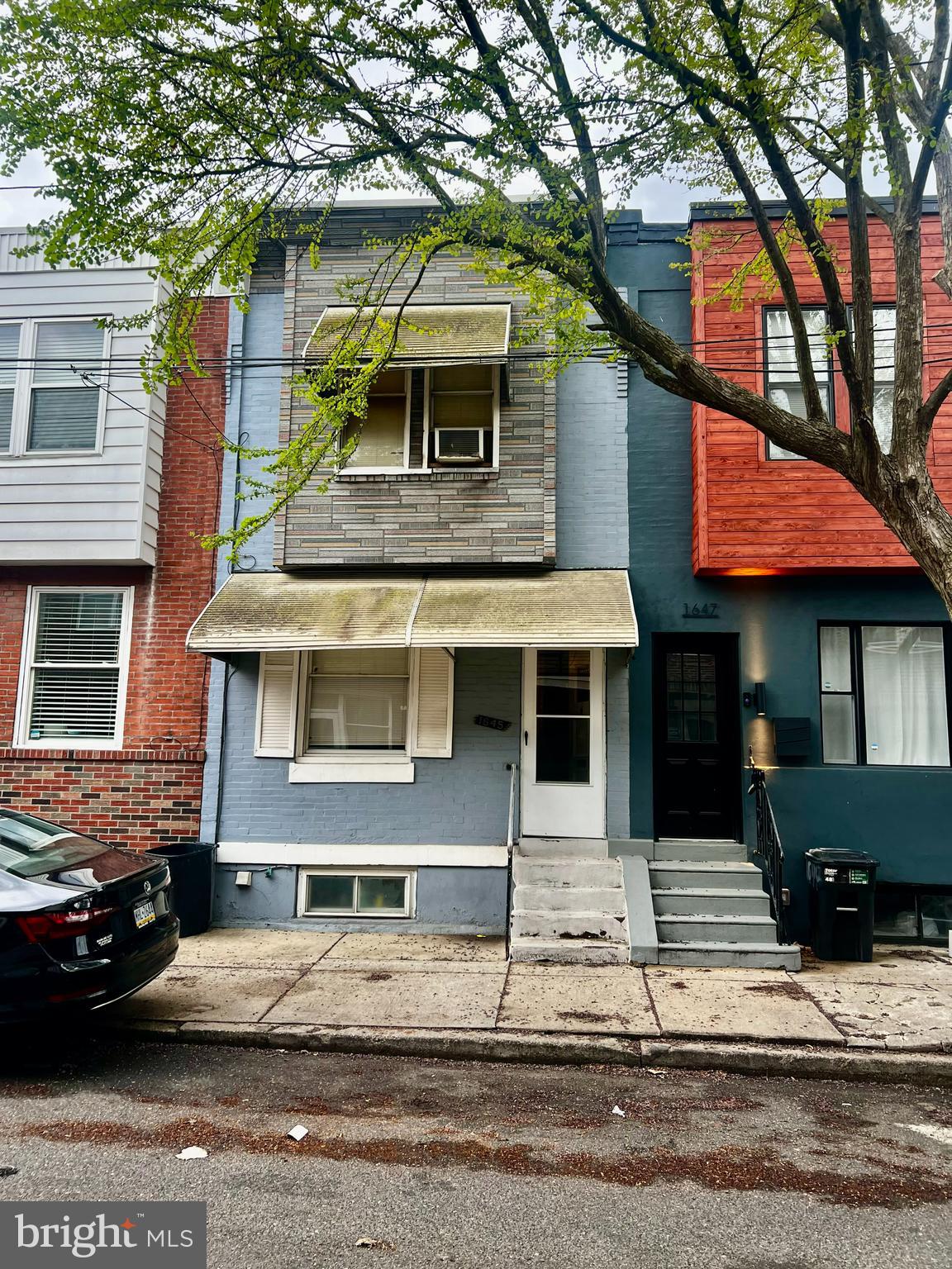 Why rent when you can own?! Excellent opportunity to purchase a 3 bedroom, 1 bathroom home in Grays Ferry! Enter into the living room which flows into the dining room and kitchen. From there, you have access to a mudroom/patio leading to small, private back yard. Upstairs you will find Three bedrooms and one full bathroom. The lower level consists of a full  basement where you will find the heater, hot water heater and laundry hookups. Convenient access to many neighborhoods and shopping centers, this is a great opportunity for both homeowners and investors alike! Schedule your tour today! Located in the vibrant Grays Ferry neighborhood Easy Access to Everything! Grays Ferry is one of Philadelphia’s hottest up-and-coming neighborhoods, with easy access to: ✅ Center City & University City ✅ Public transportation & major highways ✅ Local parks, dining, and shopping 💰 Stop Renting & Start Investing in Yourself! 💰 This opportunity won’t last long! Schedule your private tour today and take the first step toward owning your home! 🏡🔑 Home is being sold as-is and seller will make no repairs. It is the responsibility of the buyer to verify real estate taxes and apply for Use and Occupancy resale certificate.
Please do NOT LET CAT OUT