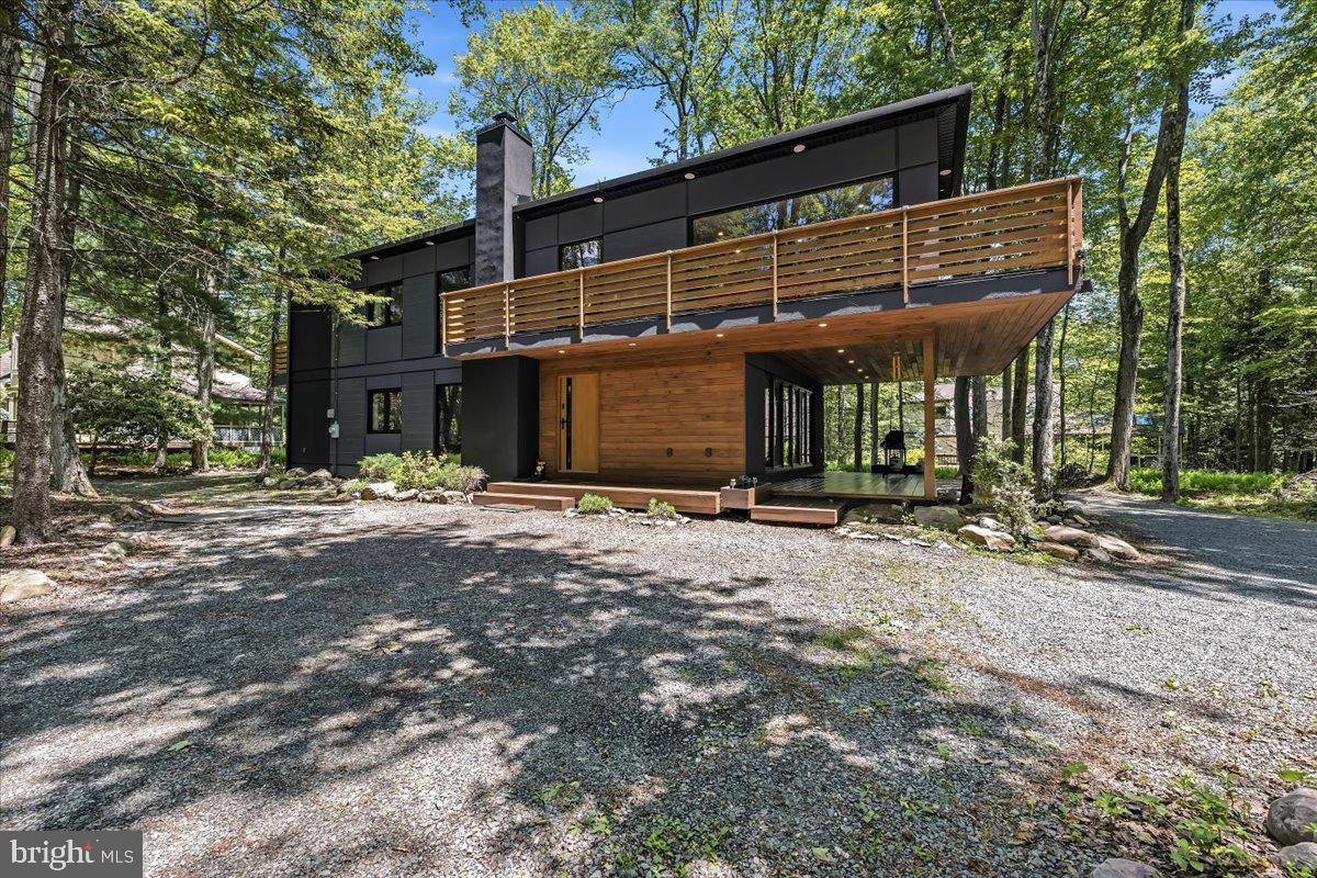 LAKE NAOMI - Residential
