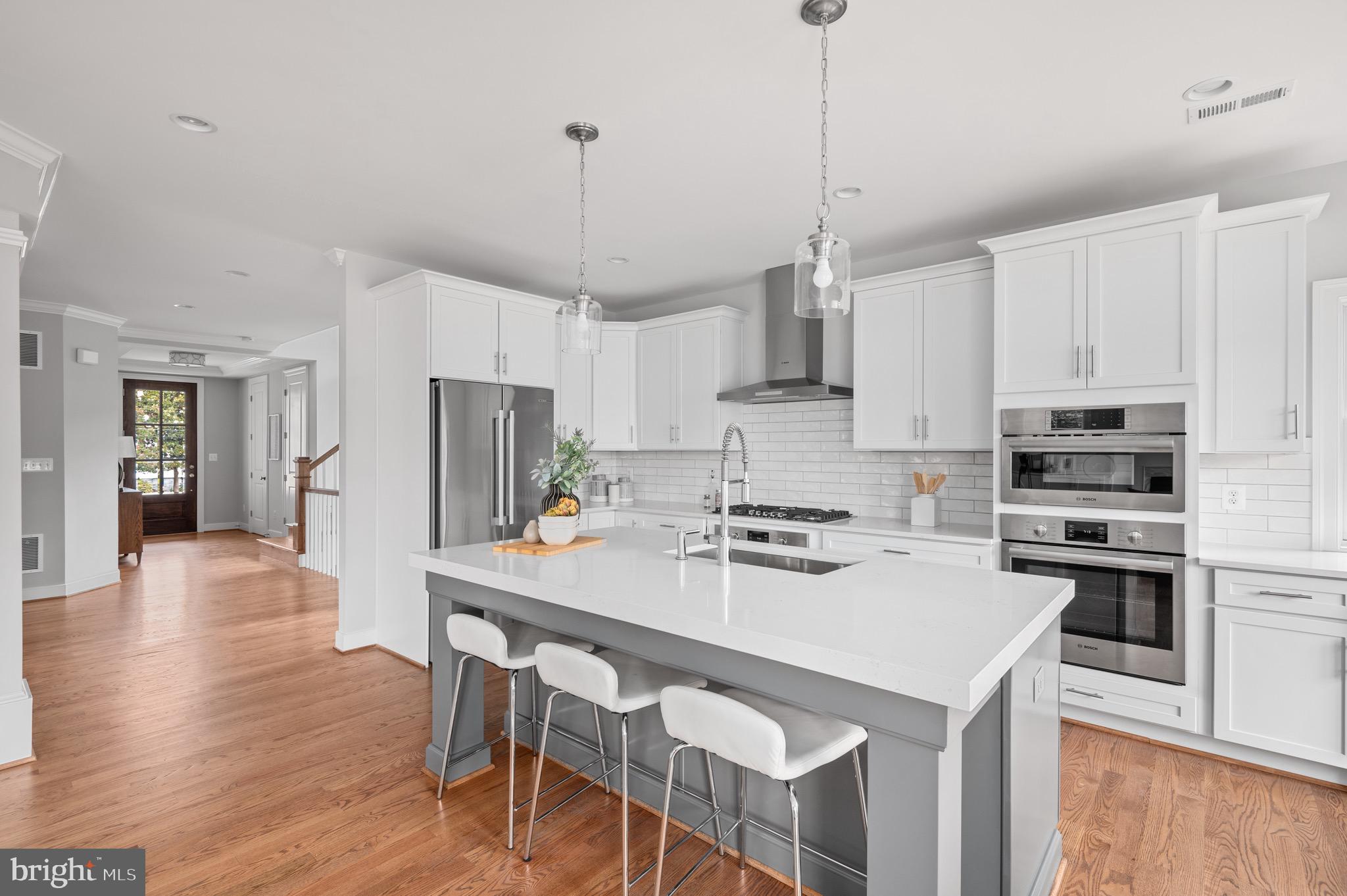 PIMMIT HILLS - Residential