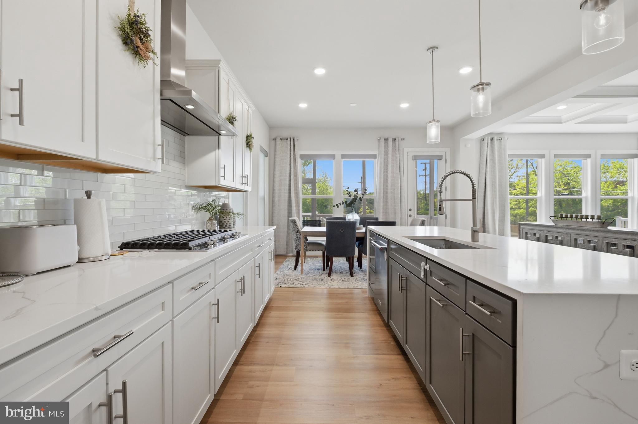 MASON PARK - Residential