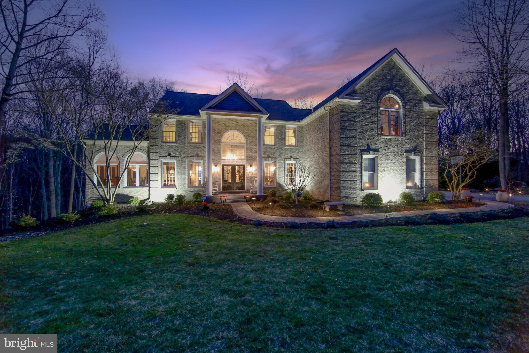 VIRGINIA GLEN - Residential