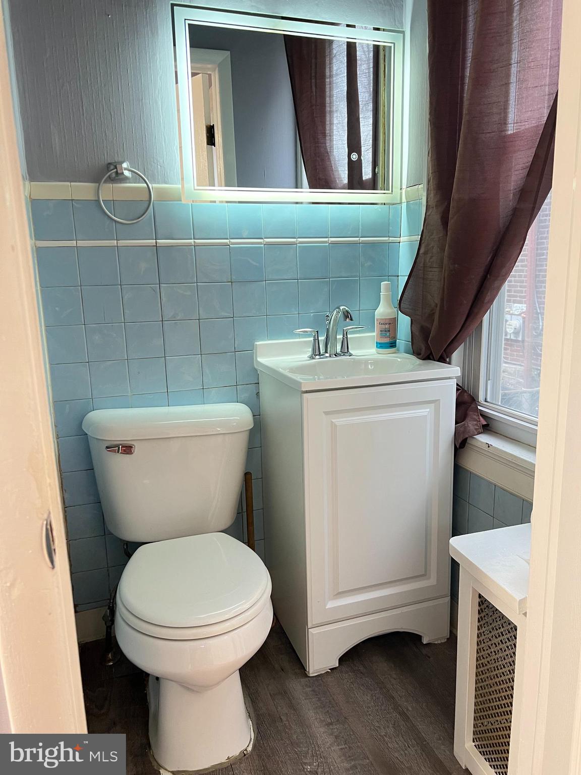 LAWNCREST - Residential