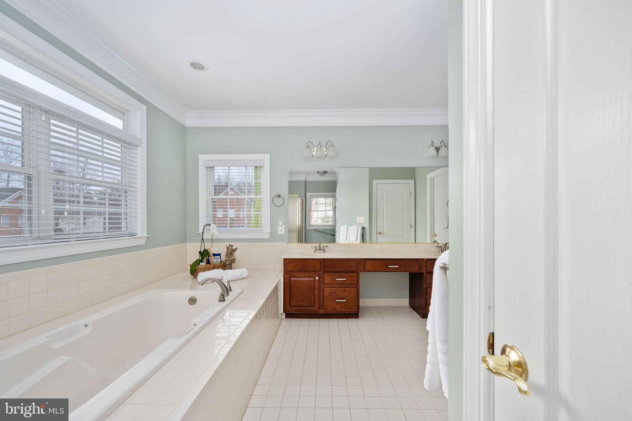 AUGUSTINE NORTH - Residential