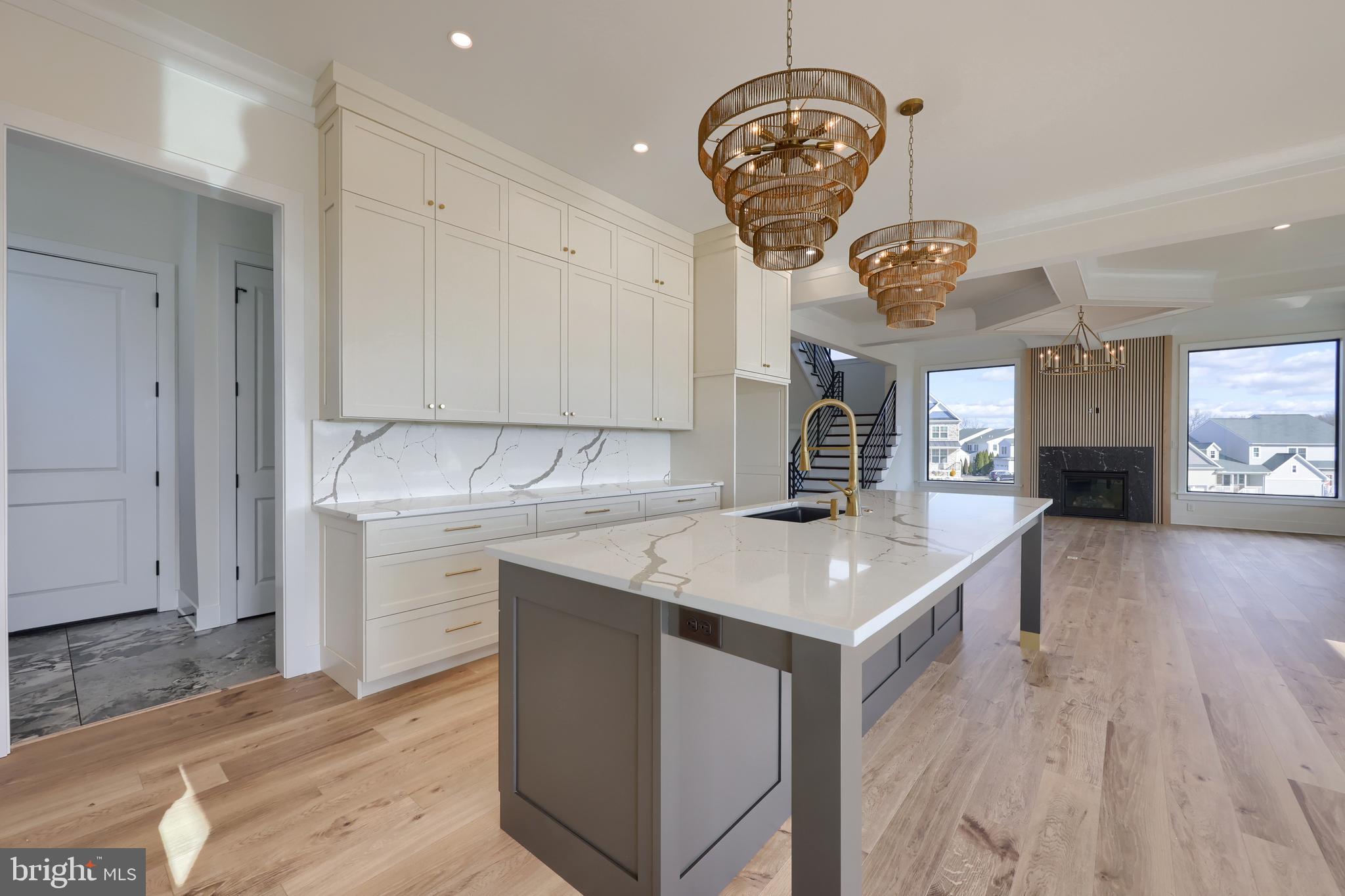 HAYDN MANOR - Residential
