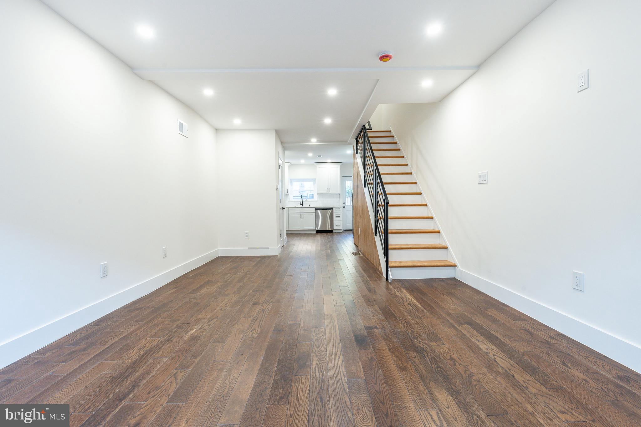 EAST PASSYUNK CROSSING - Residential