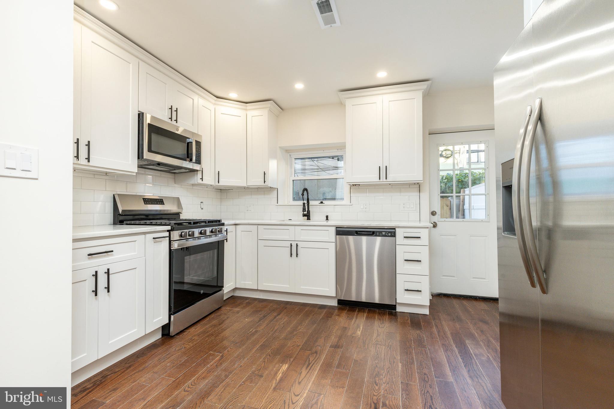 EAST PASSYUNK CROSSING - Residential