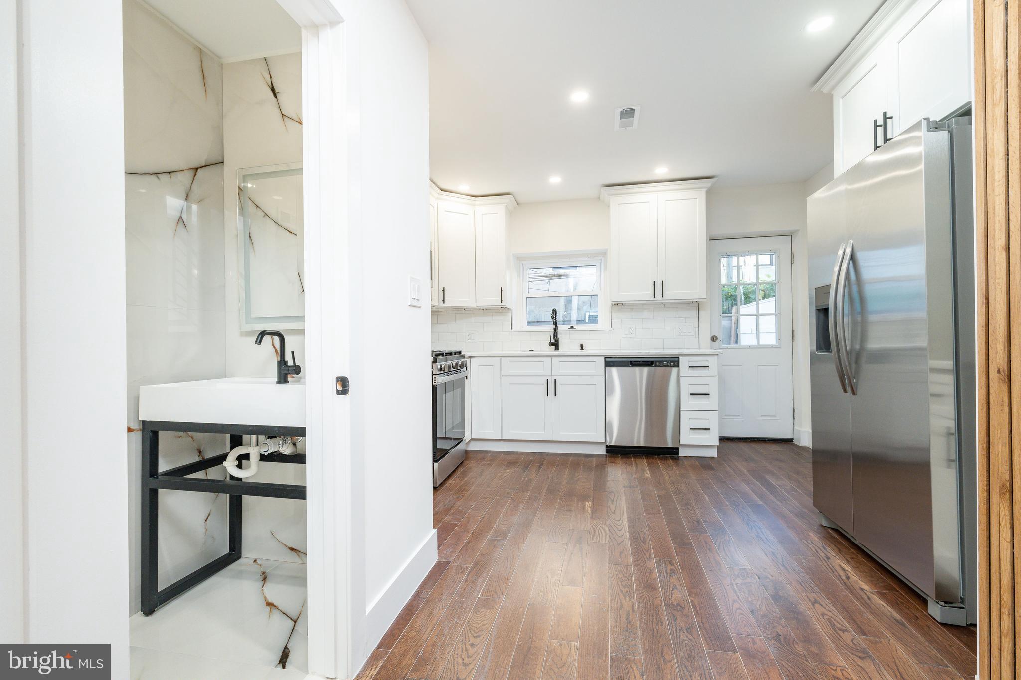 EAST PASSYUNK CROSSING - Residential