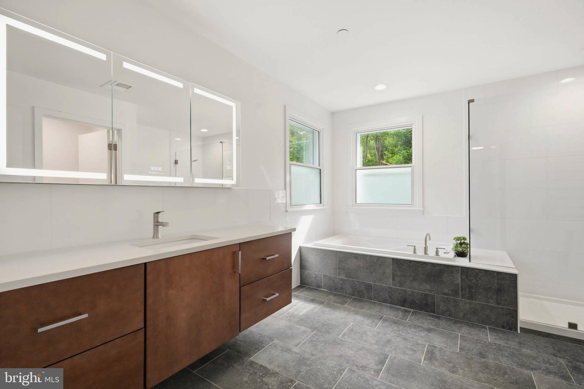 TIMBER RIDGE - Residential