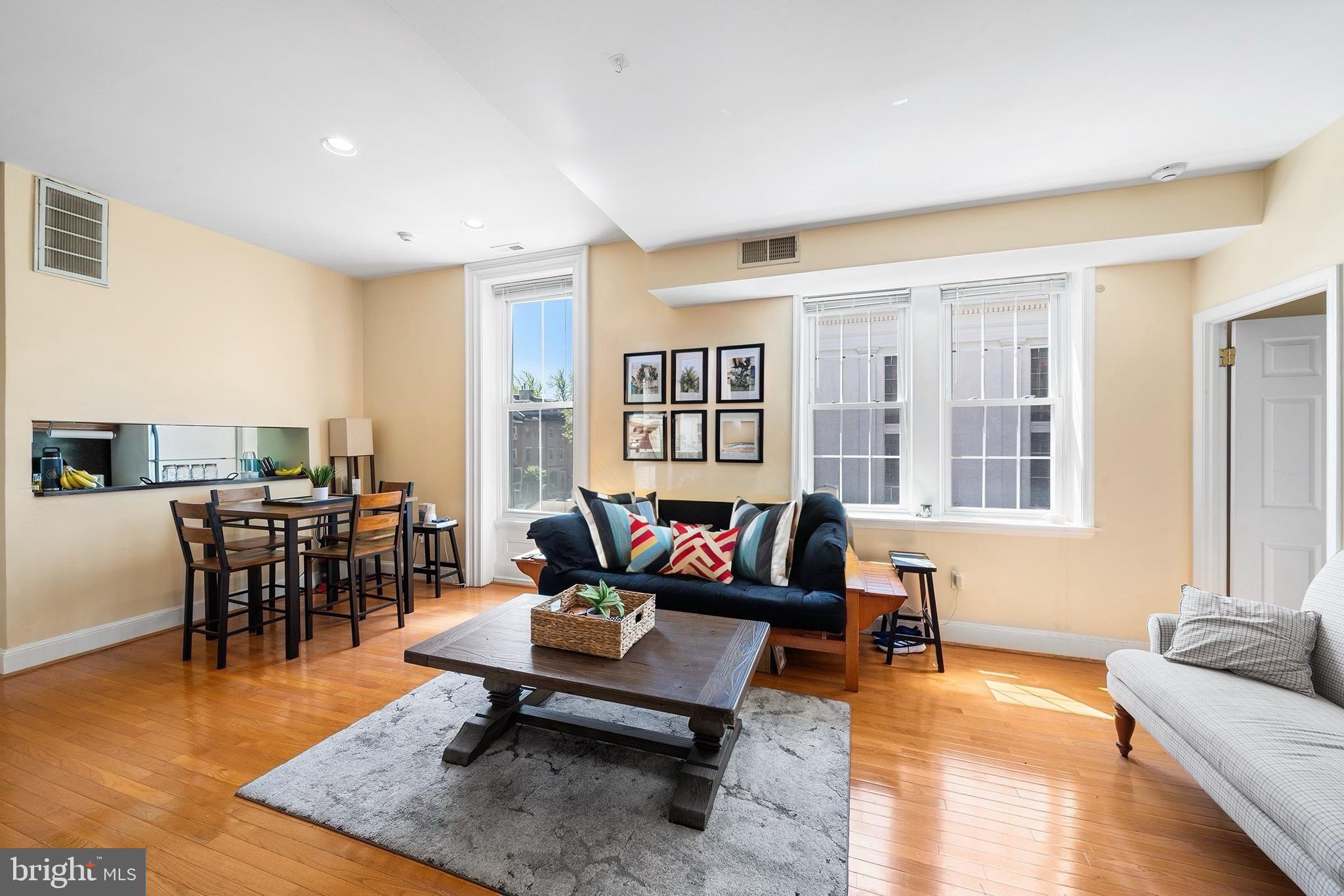 WASHINGTON SQ WEST - Residential