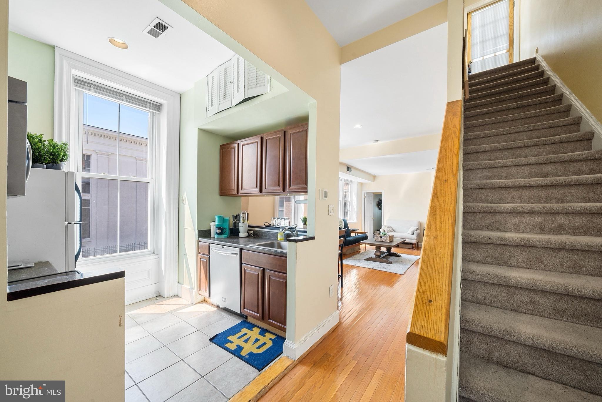 WASHINGTON SQ WEST - Residential