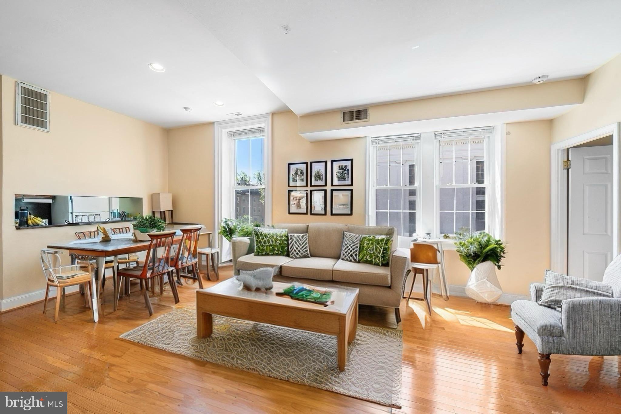 WASHINGTON SQ WEST - Residential