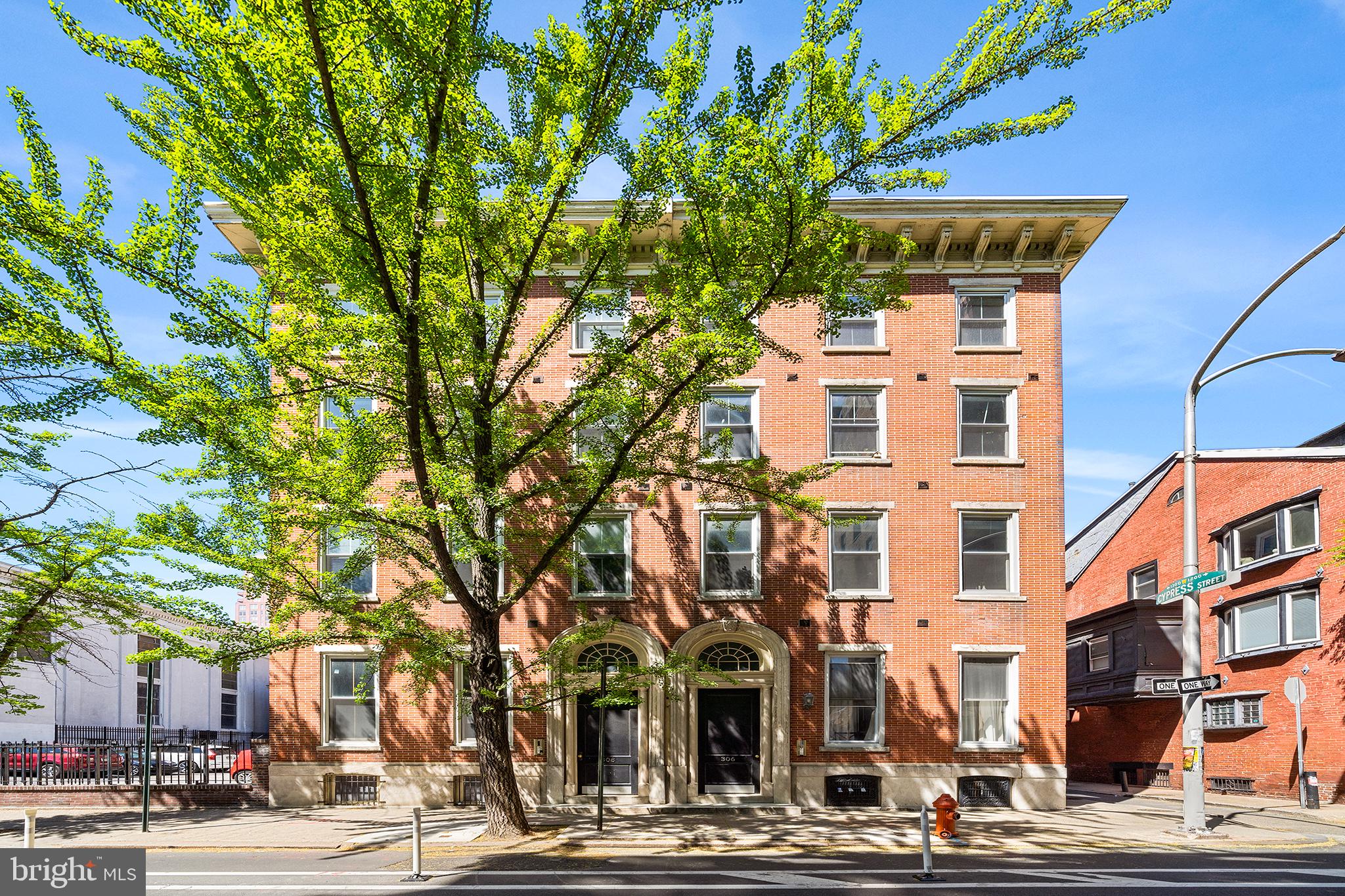 WASHINGTON SQ WEST - Residential