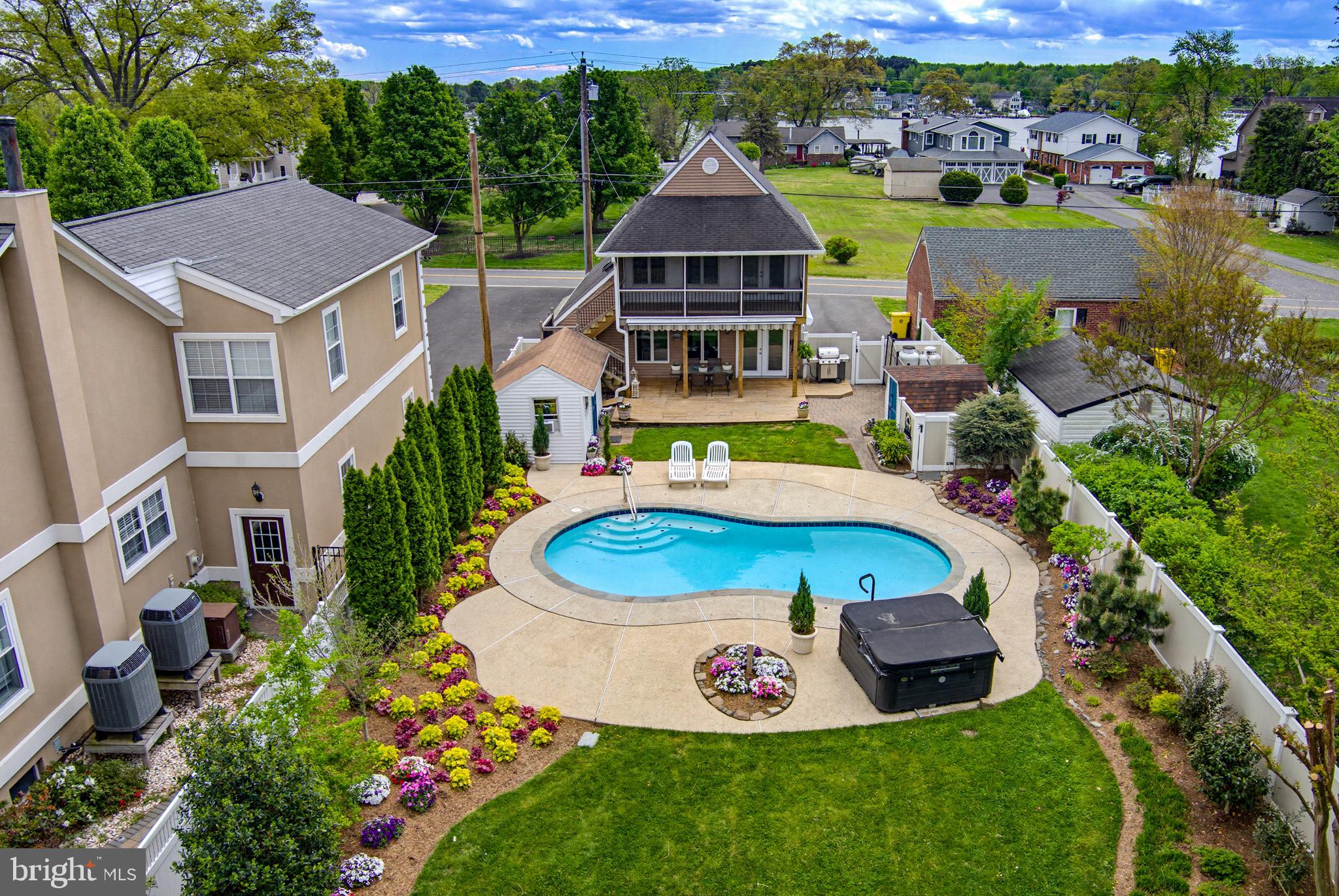 POPLAR RIDGE - Residential
