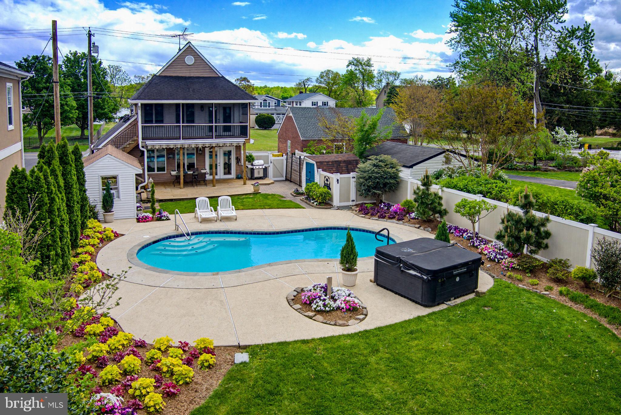 POPLAR RIDGE - Residential