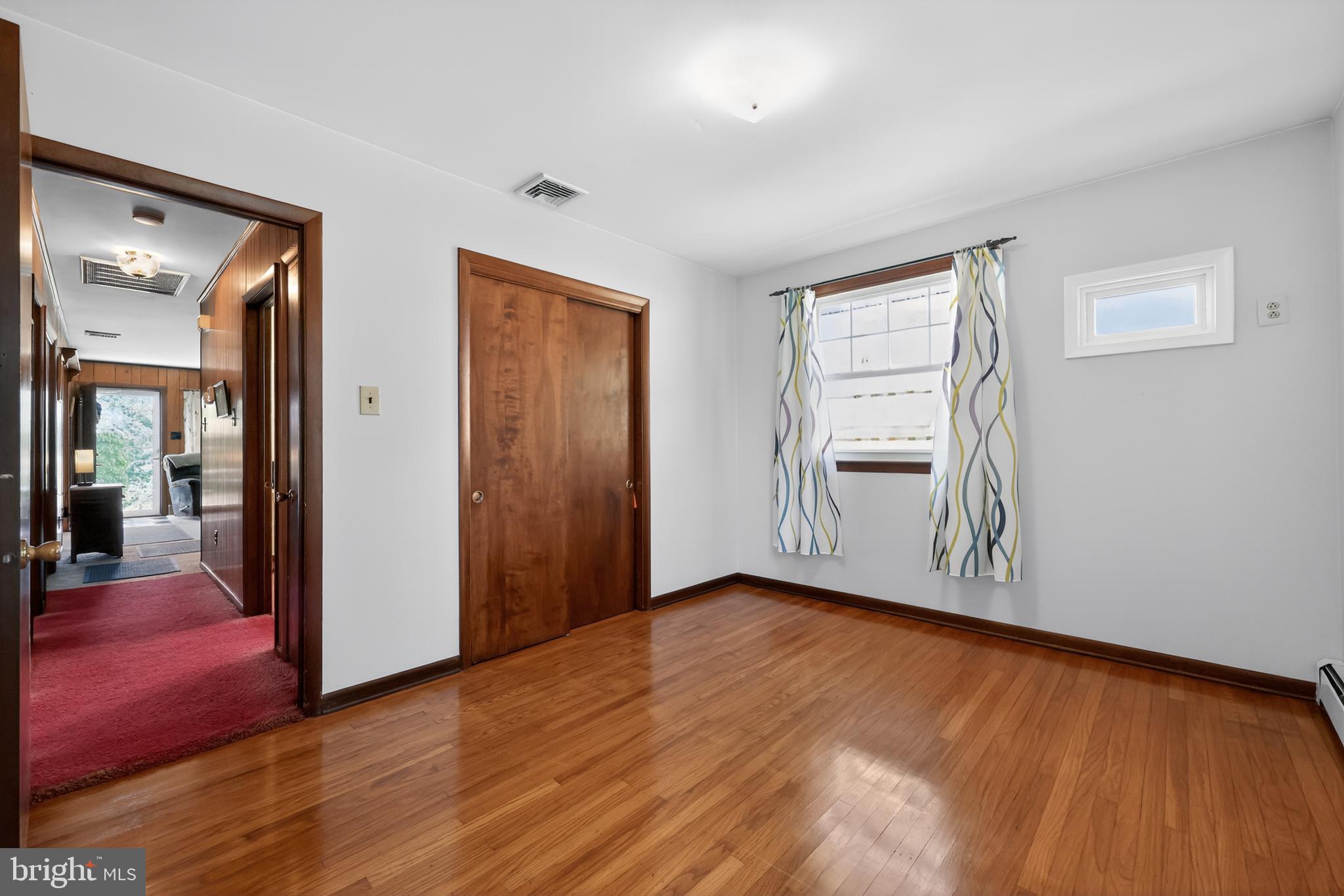 BROOKTHORPE HILLS - Residential