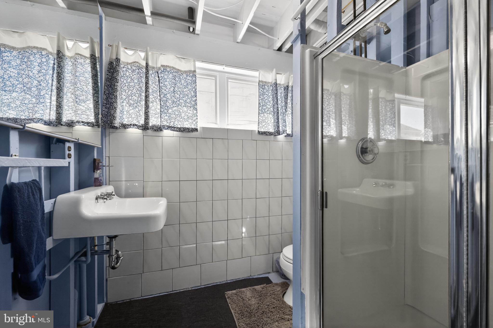 BROOKTHORPE HILLS - Residential