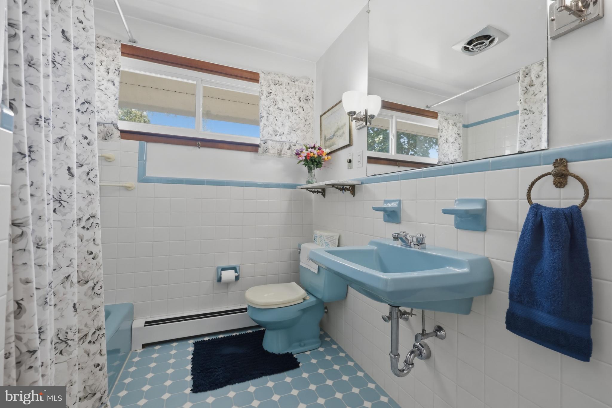 BROOKTHORPE HILLS - Residential