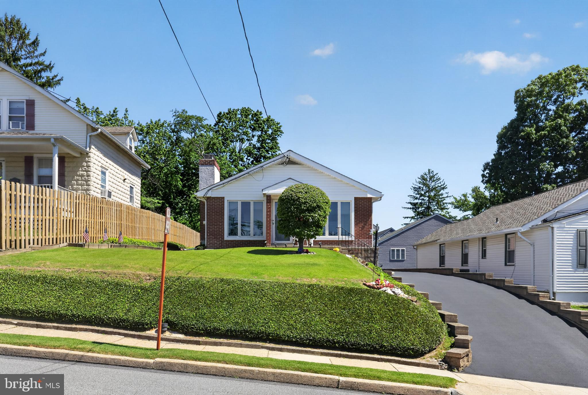 BROOKTHORPE HILLS - Residential
