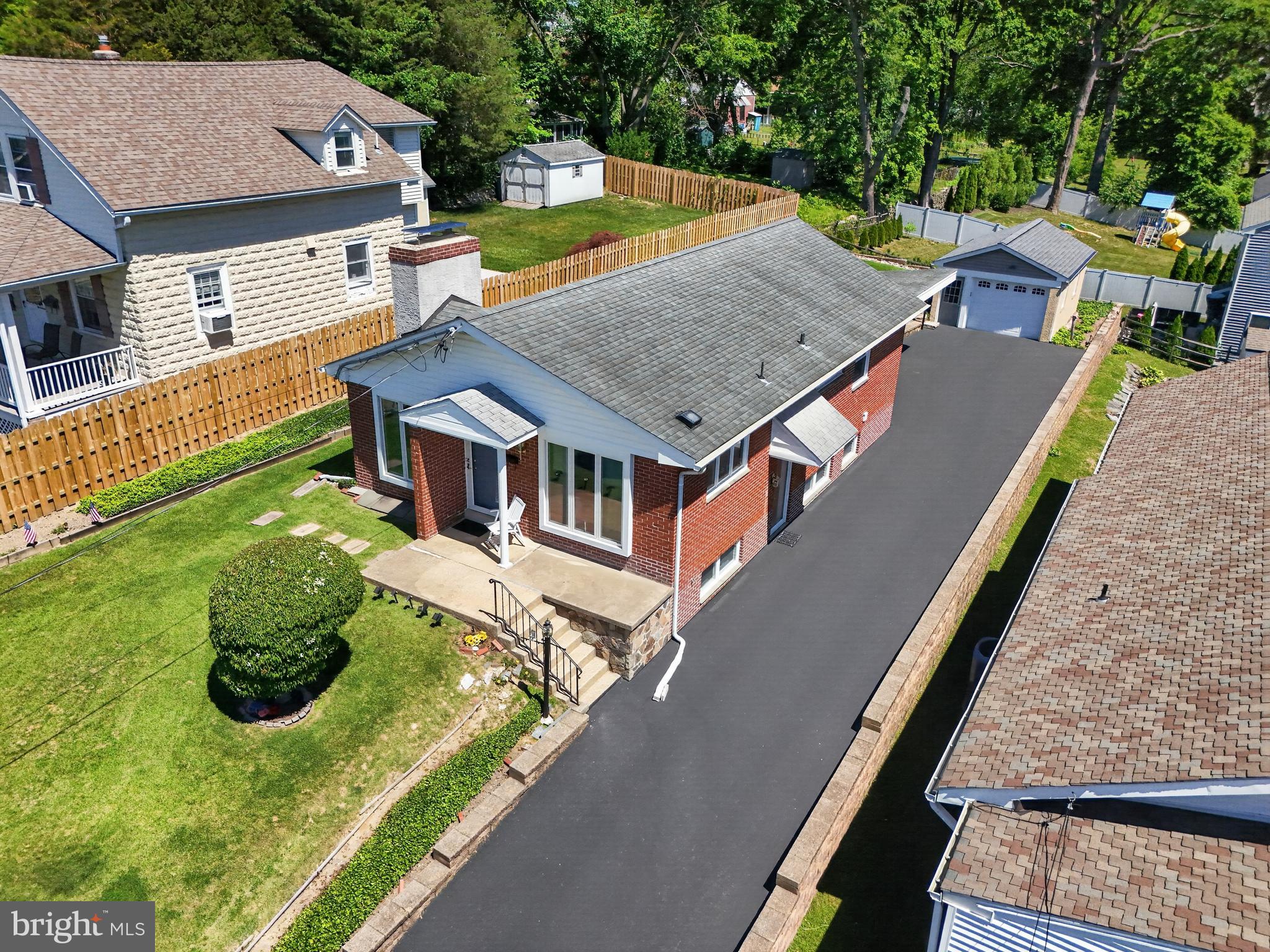 BROOKTHORPE HILLS - Residential