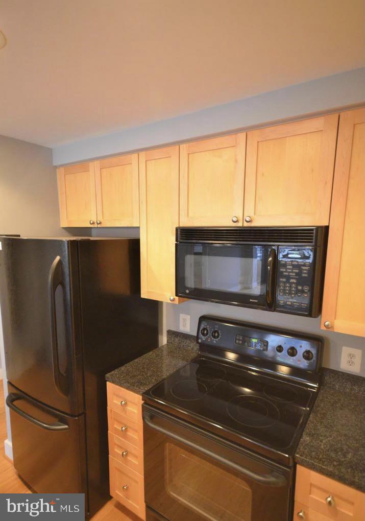 ODYSSEY - Residential Lease