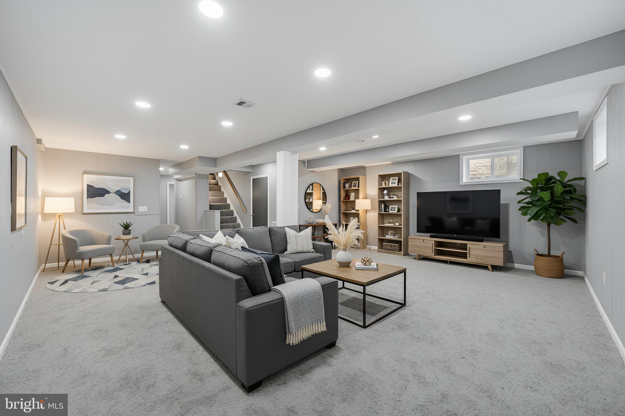 STONEGATE - Residential